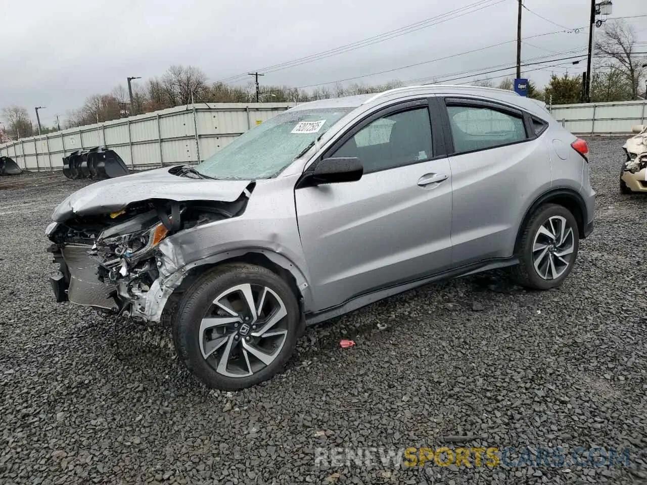 1 Photograph of a damaged car 3CZRU6H1XLM726035 HONDA HR-V 2020
