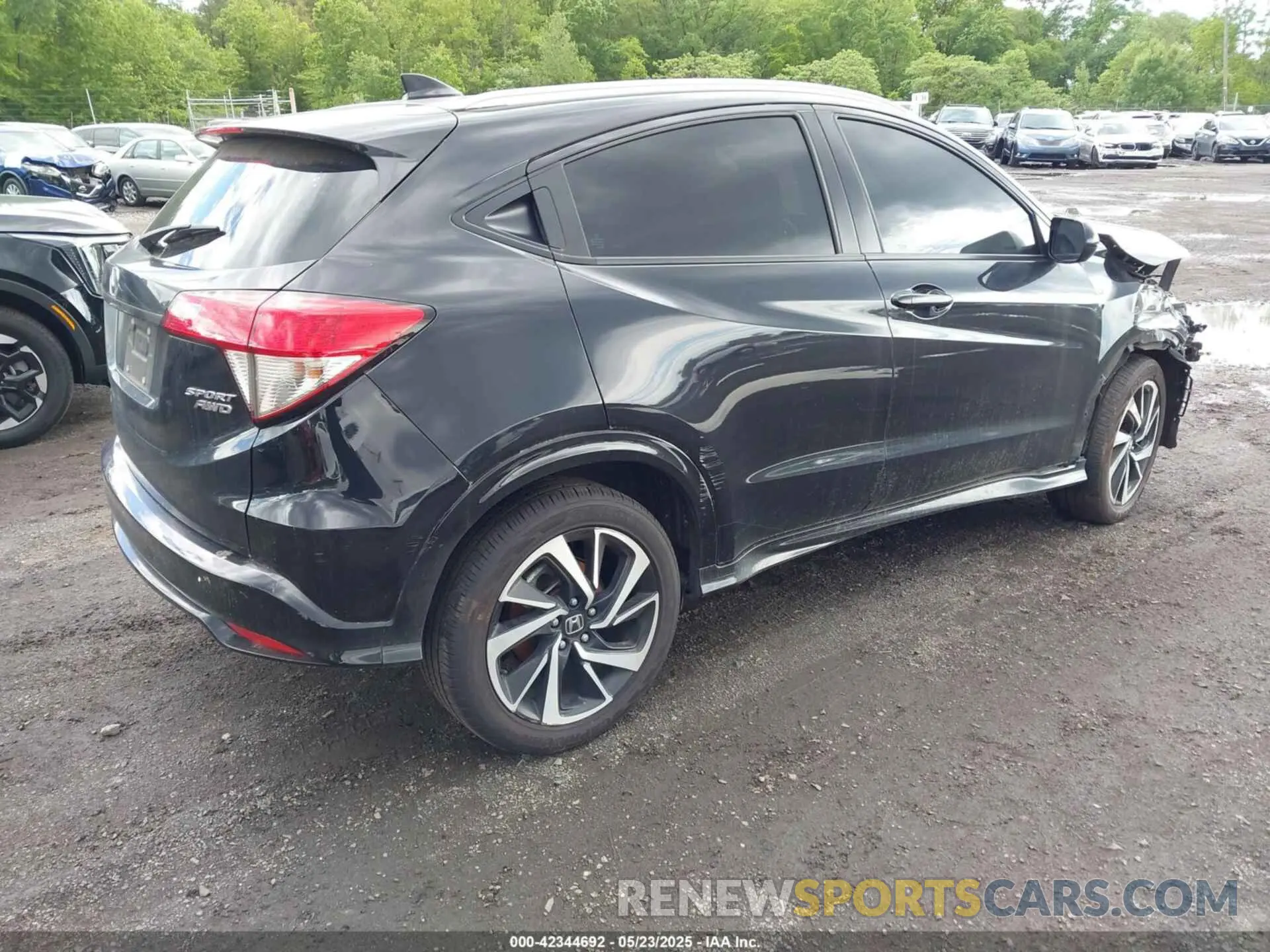 4 Фотография поврежденного автомобиля 3CZRU6H1XLM731770 HONDA HR-V 2020