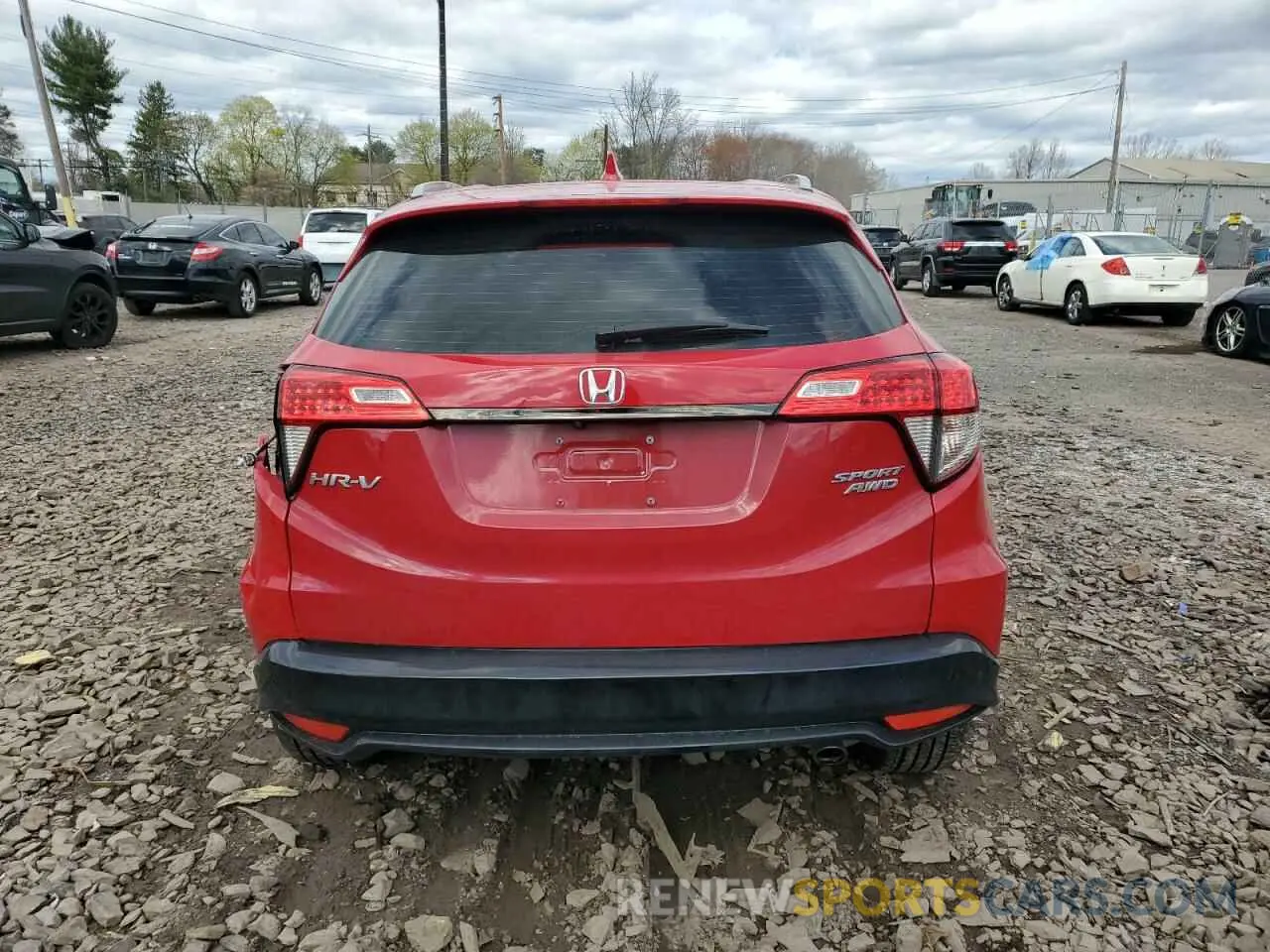 6 Photograph of a damaged car 3CZRU6H1XLM736712 HONDA HR-V 2020