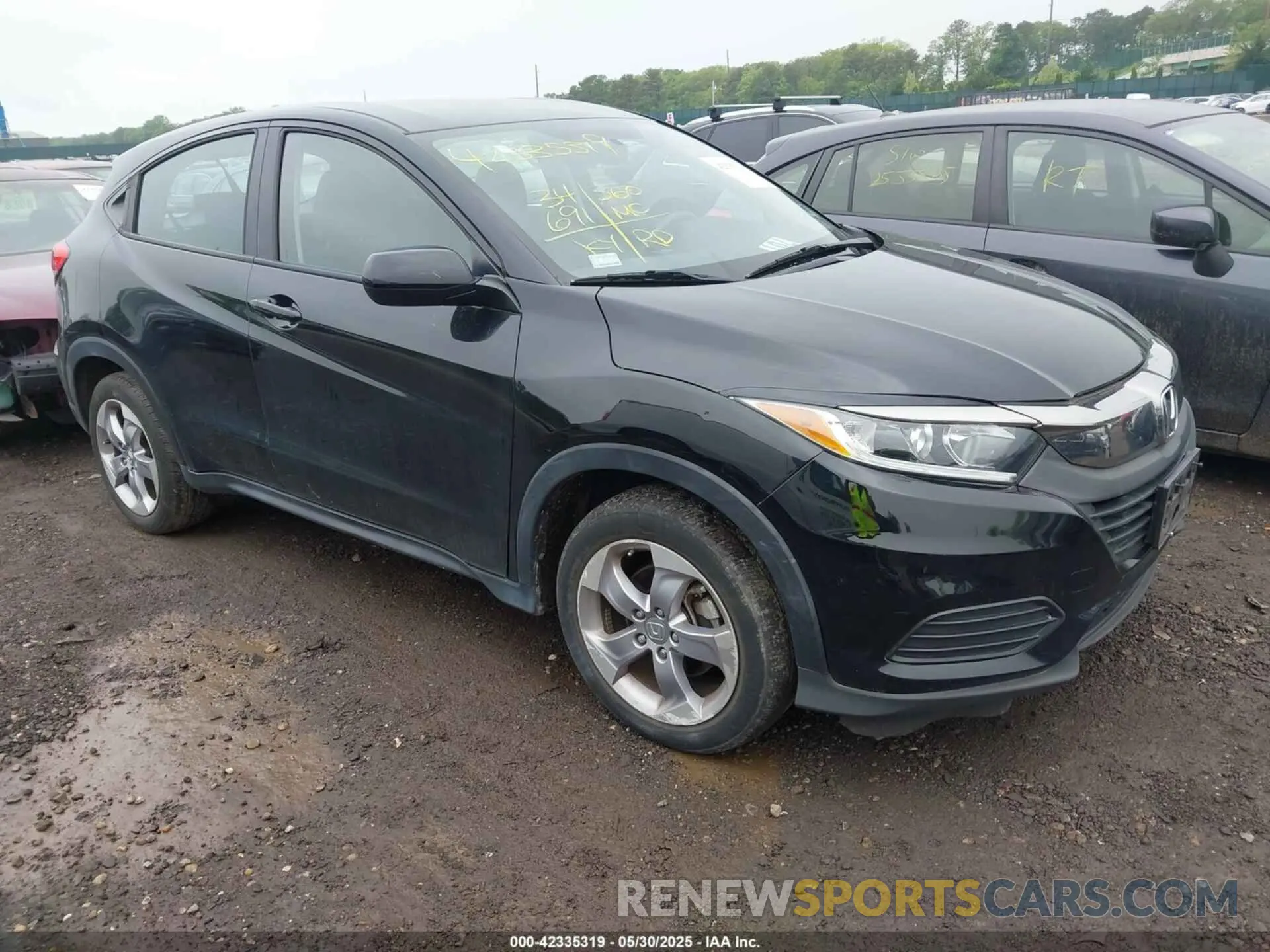1 Photograph of a damaged car 3CZRU6H30LM721850 HONDA HR-V 2020