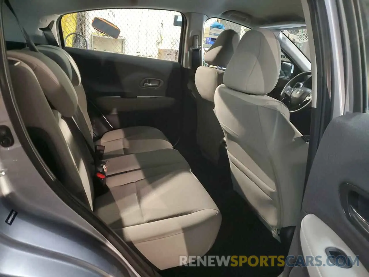 11 Фотография поврежденного автомобиля 3CZRU6H30LM730788 HONDA HR-V 2020