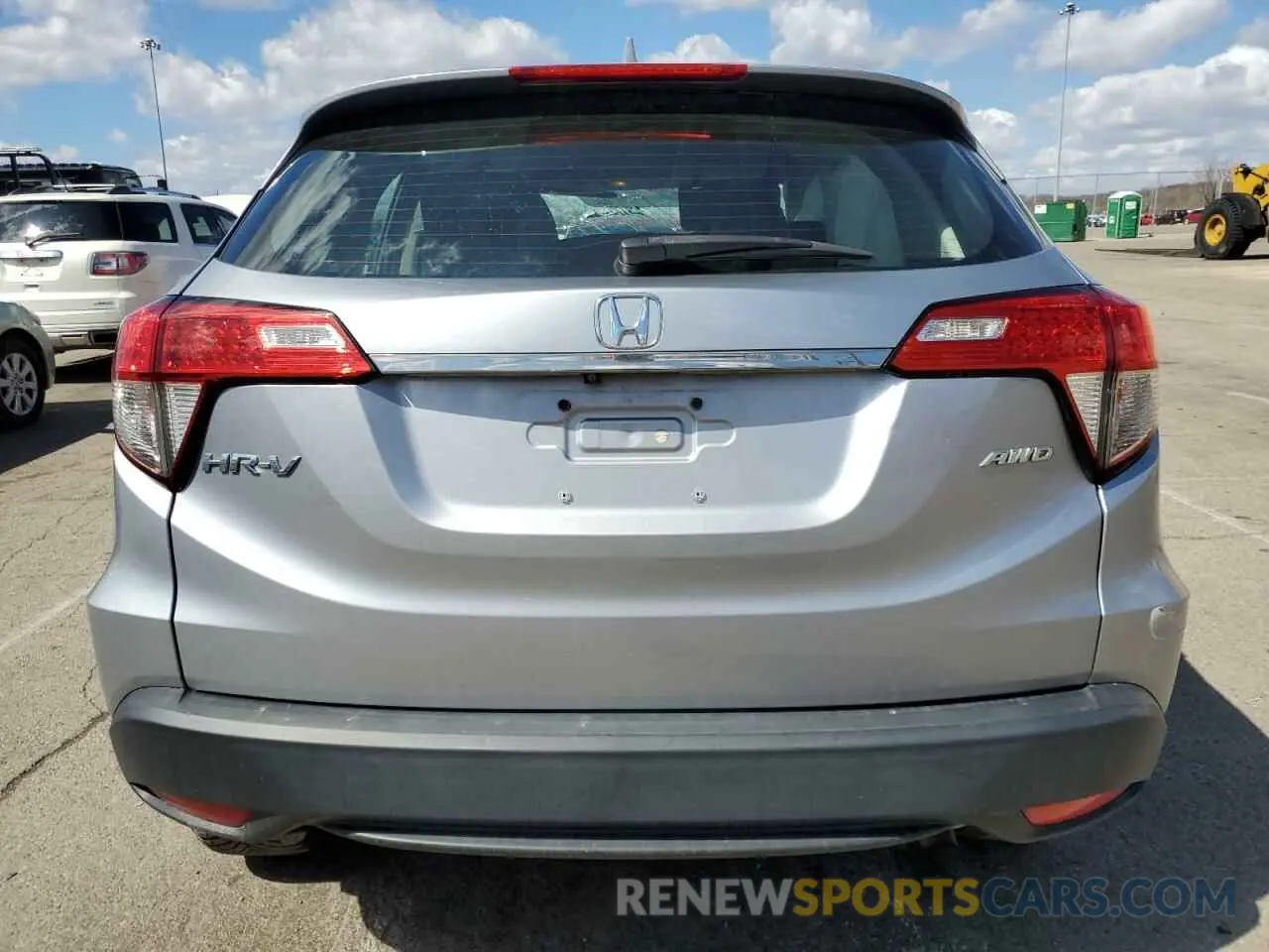 6 Photograph of a damaged car 3CZRU6H31LG701346 HONDA HR-V 2020