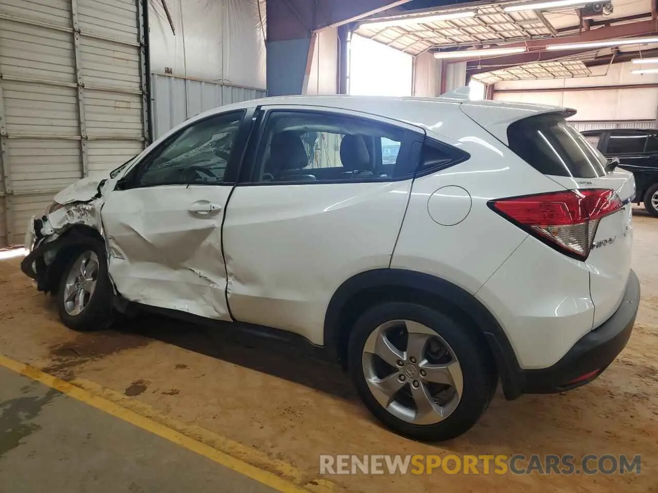 2 Фотография поврежденного автомобиля 3CZRU6H31LM701557 HONDA HR-V 2020
