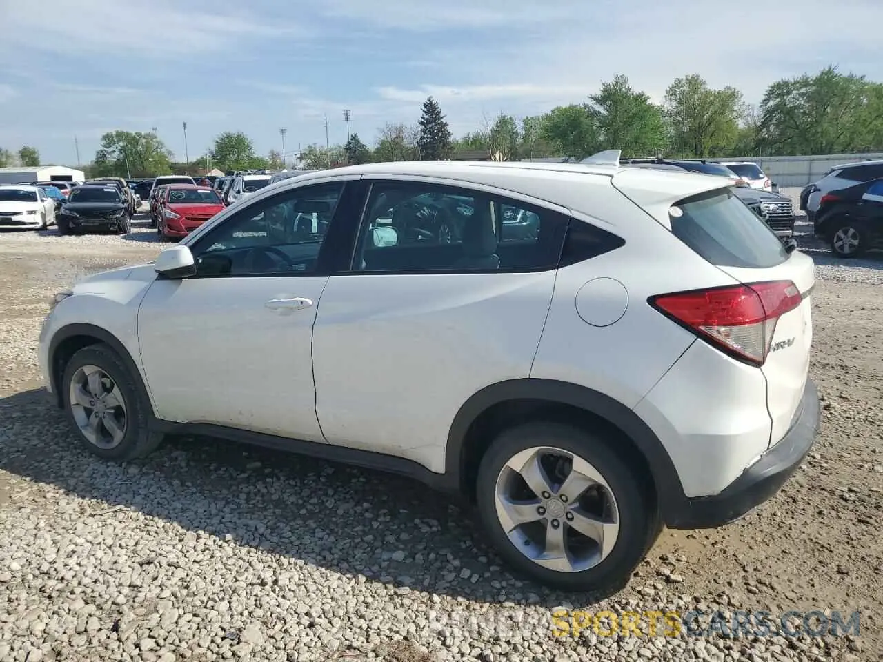 2 Photograph of a damaged car 3CZRU6H31LM714339 HONDA HR-V 2020