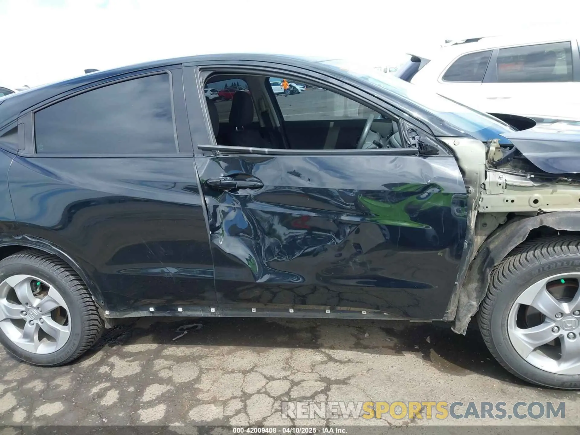 14 Фотография поврежденного автомобиля 3CZRU6H31LM719735 HONDA HR-V 2020