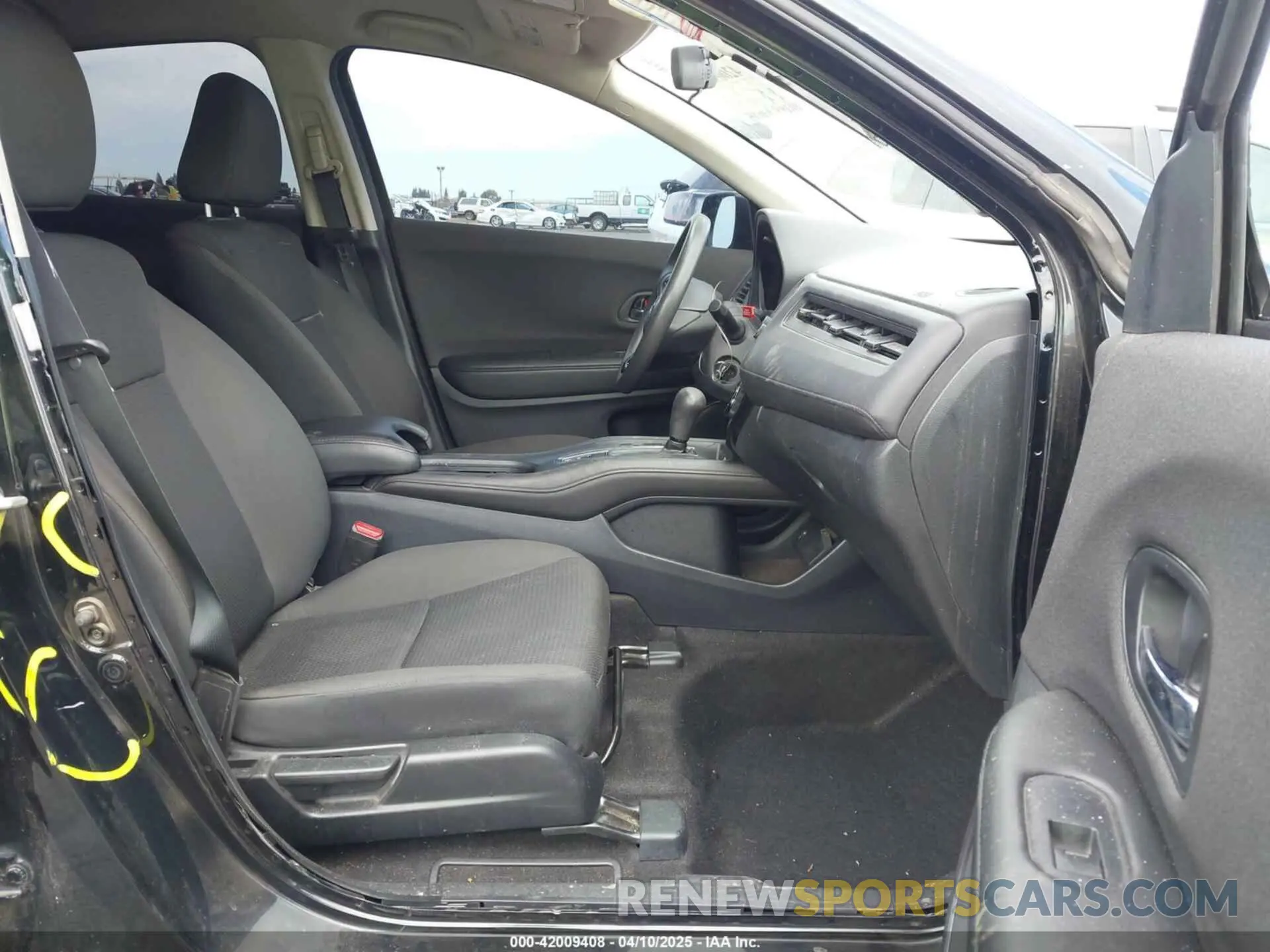5 Фотография поврежденного автомобиля 3CZRU6H31LM719735 HONDA HR-V 2020