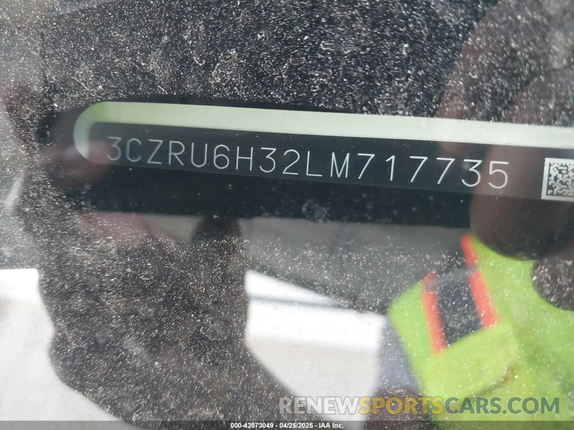 9 Photograph of a damaged car 3CZRU6H32LM717735 HONDA HR-V 2020
