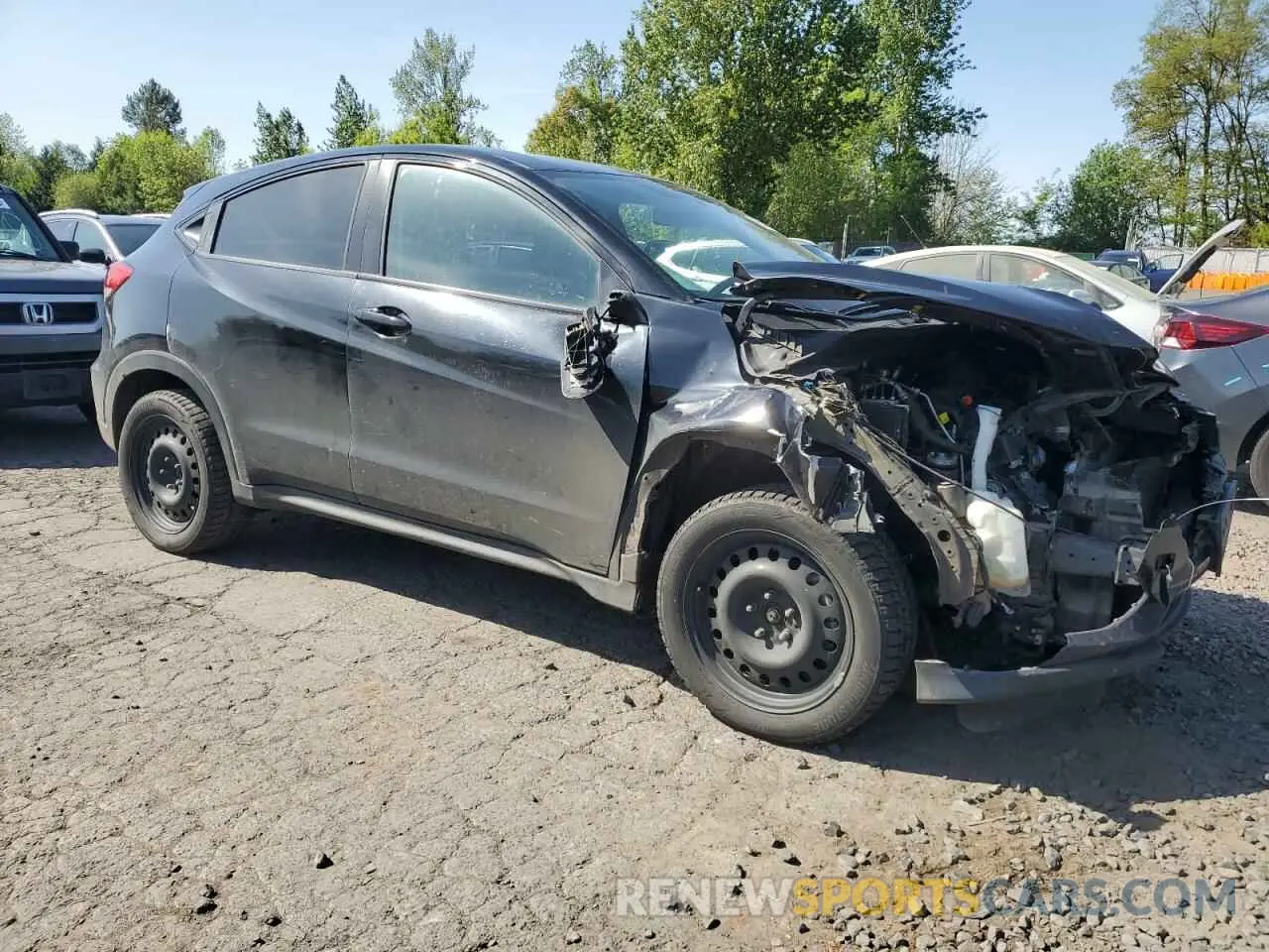 4 Photograph of a damaged car 3CZRU6H35LG703410 HONDA HR-V 2020