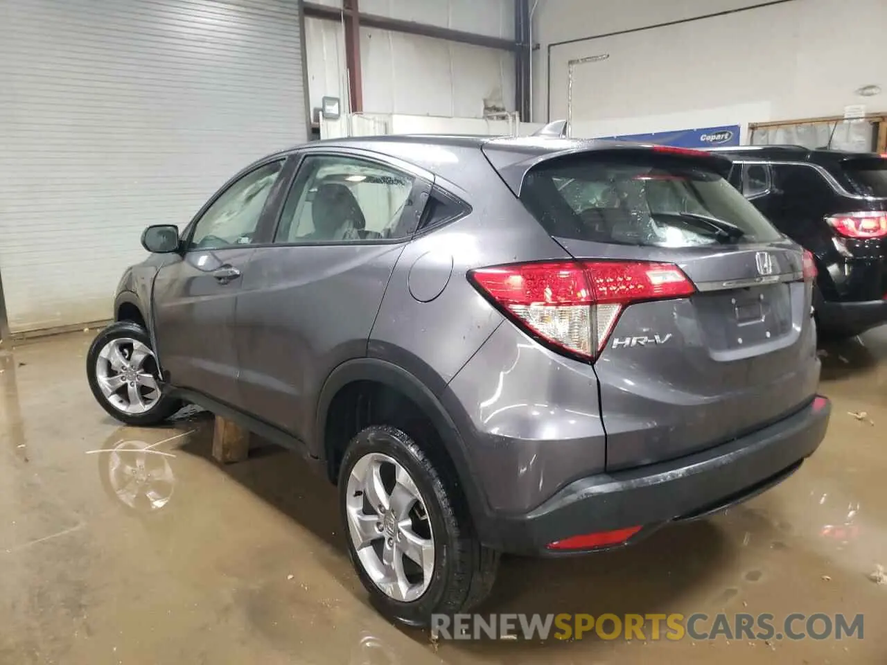 2 Фотография поврежденного автомобиля 3CZRU6H35LM724677 HONDA HR-V 2020