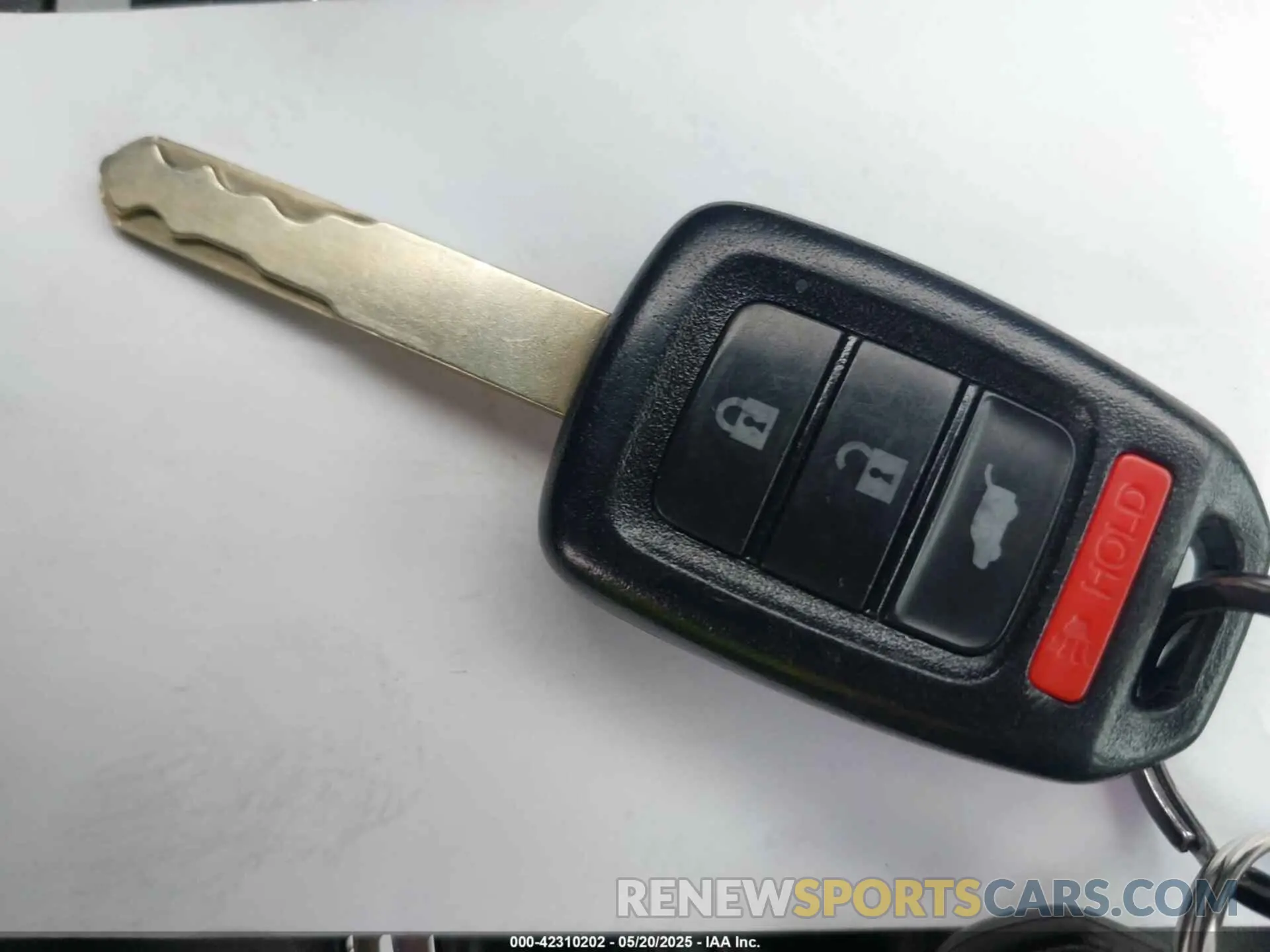11 Photograph of a damaged car 3CZRU6H36LG700905 HONDA HR-V 2020