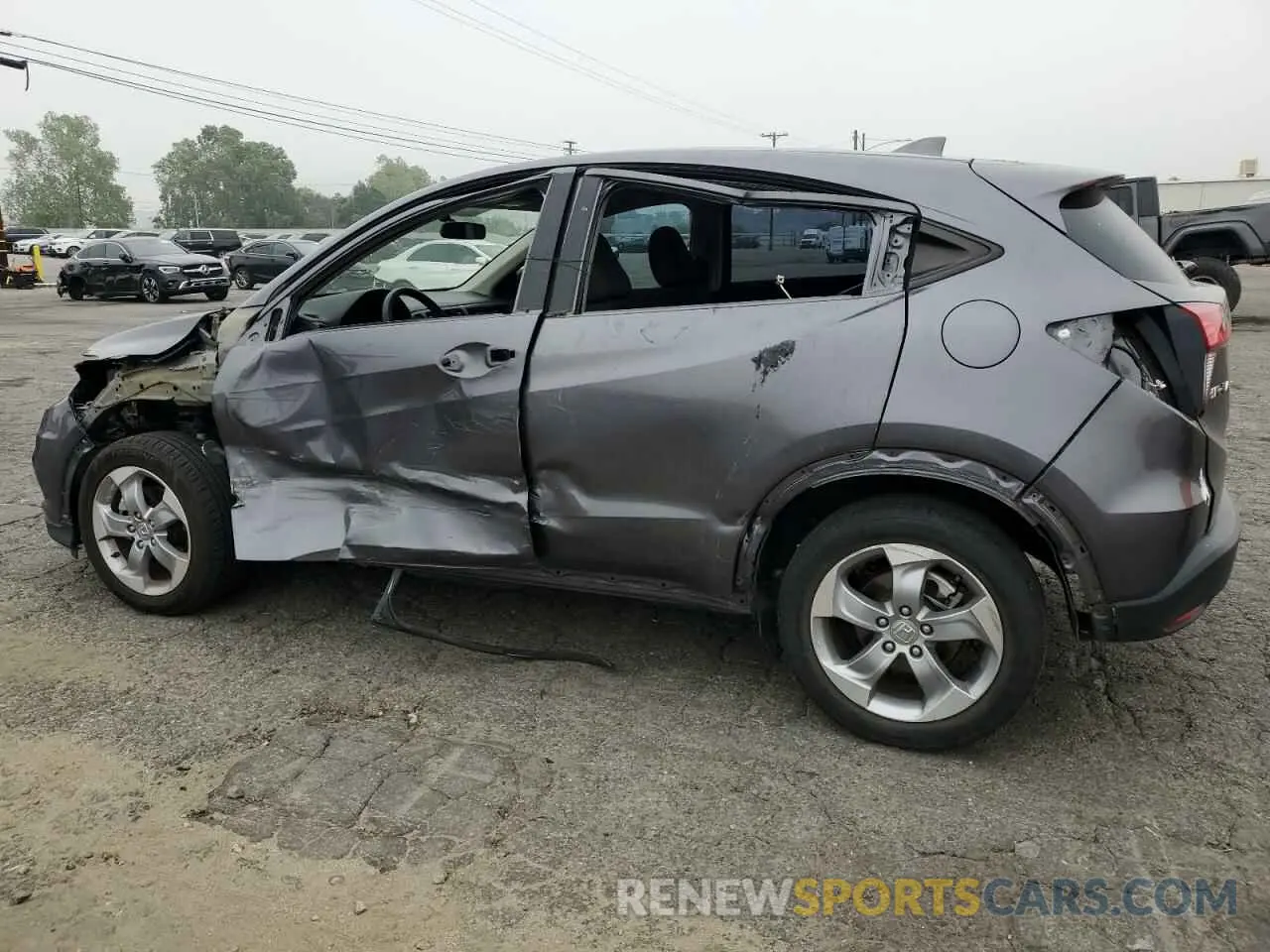 2 Фотография поврежденного автомобиля 3CZRU6H39LM737626 HONDA HR-V 2020