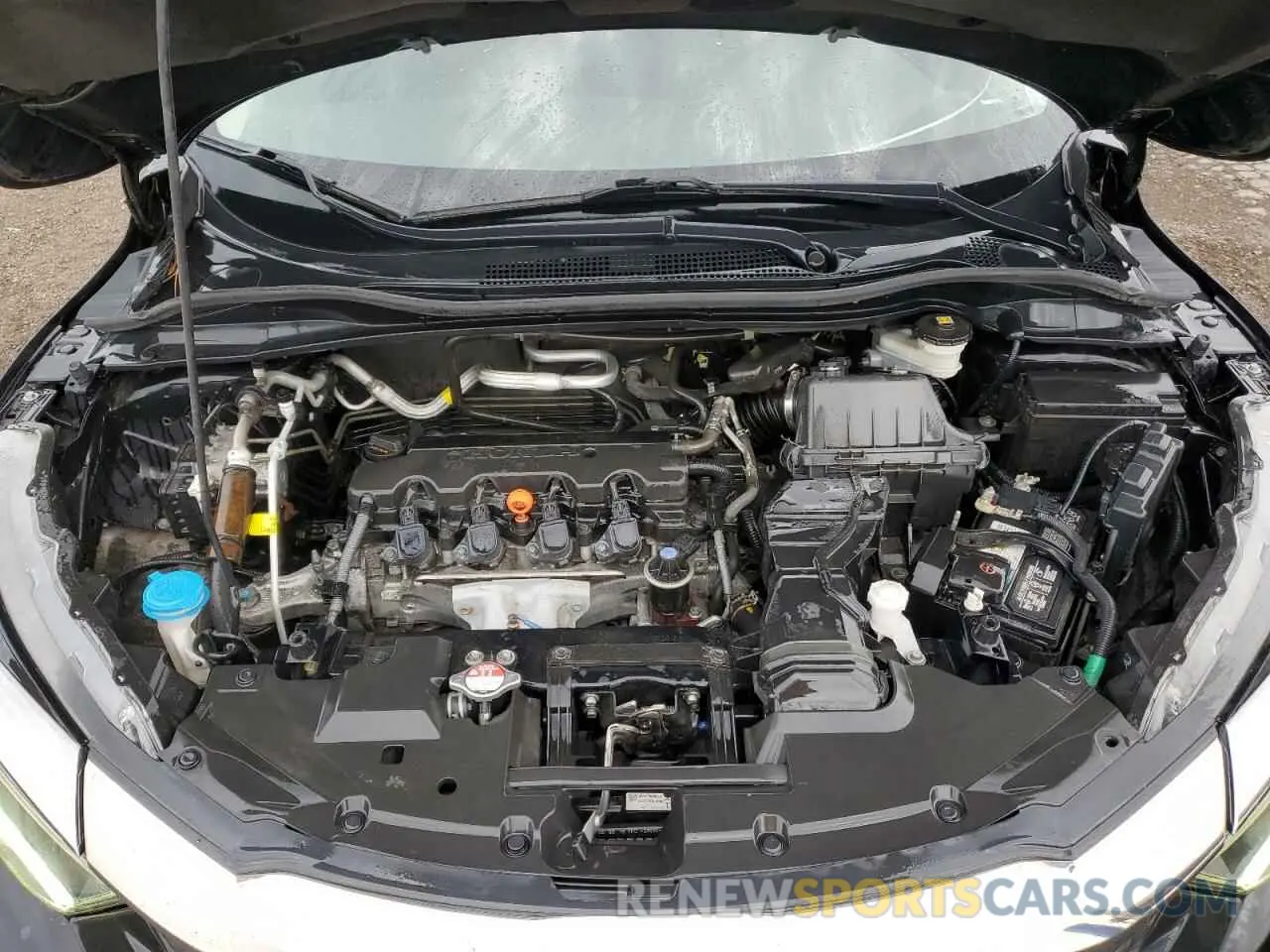 12 Photograph of a damaged car 3CZRU6H50LM702930 HONDA HR-V 2020