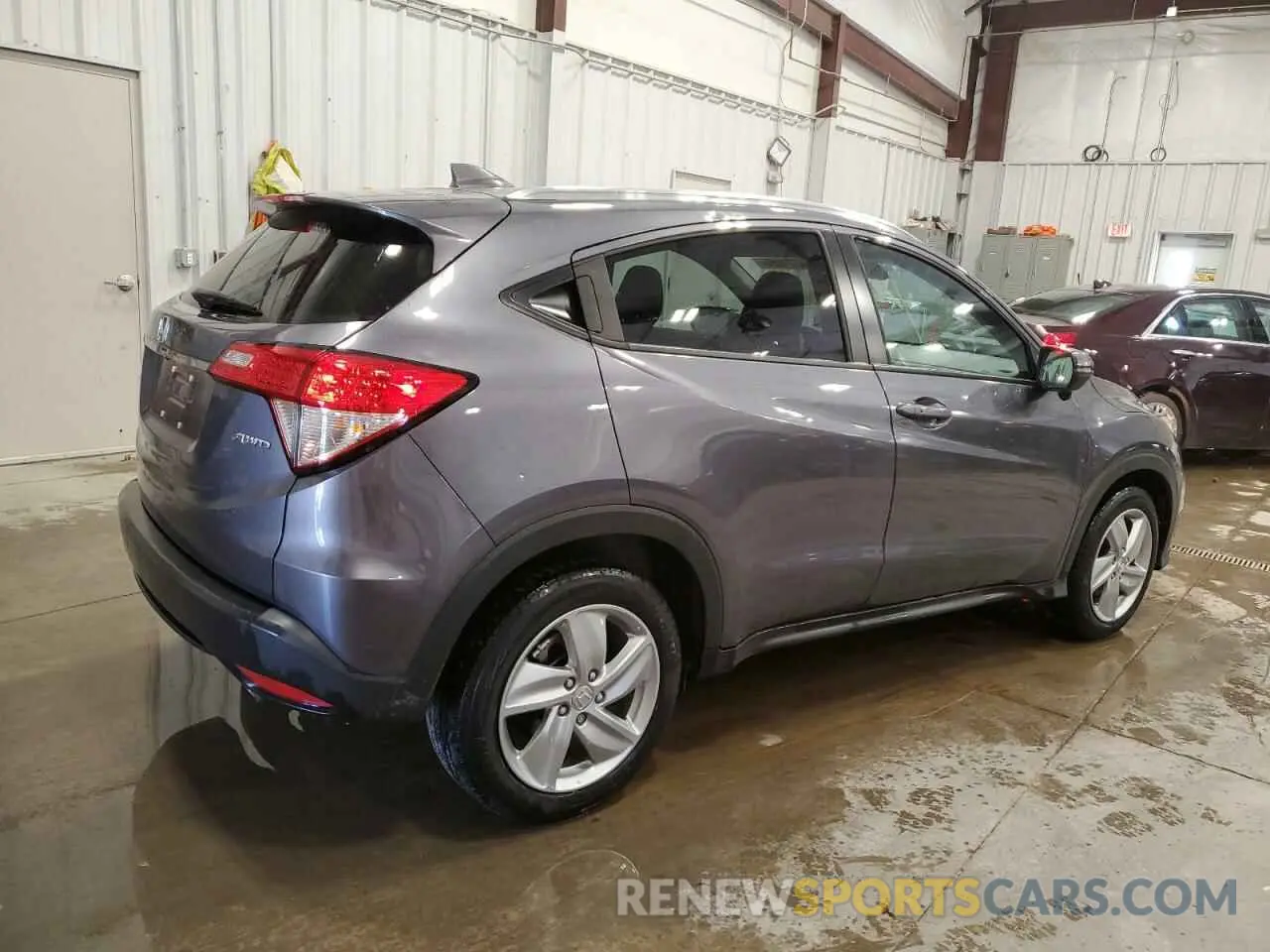 3 Photograph of a damaged car 3CZRU6H51LM706131 HONDA HR-V 2020