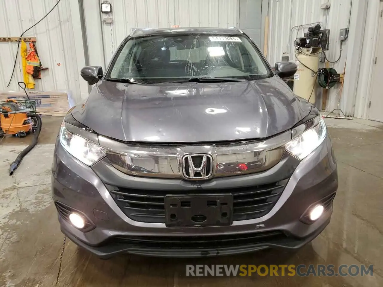 5 Photograph of a damaged car 3CZRU6H51LM706131 HONDA HR-V 2020