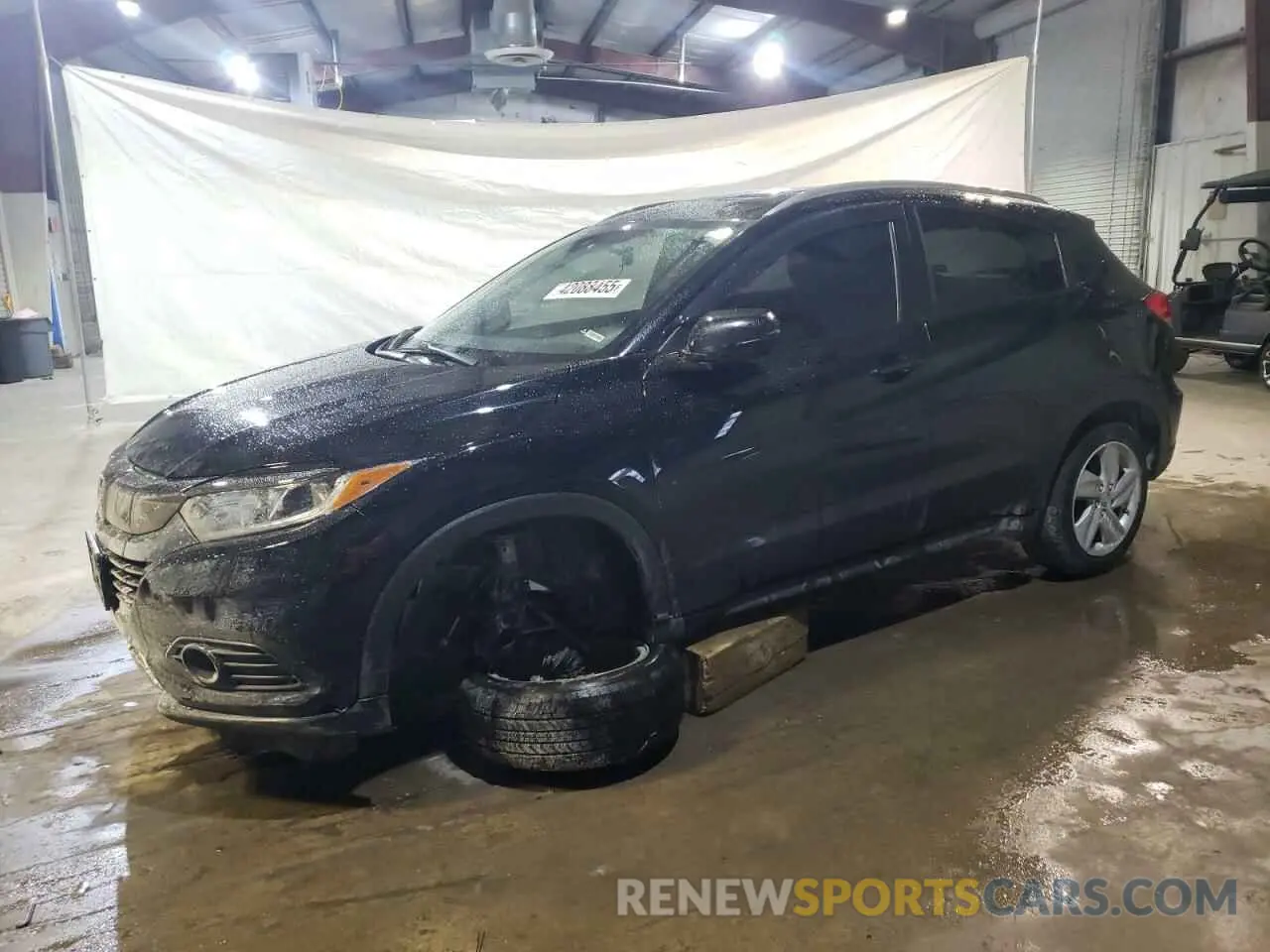 1 Photograph of a damaged car 3CZRU6H53LM731208 HONDA HR-V 2020