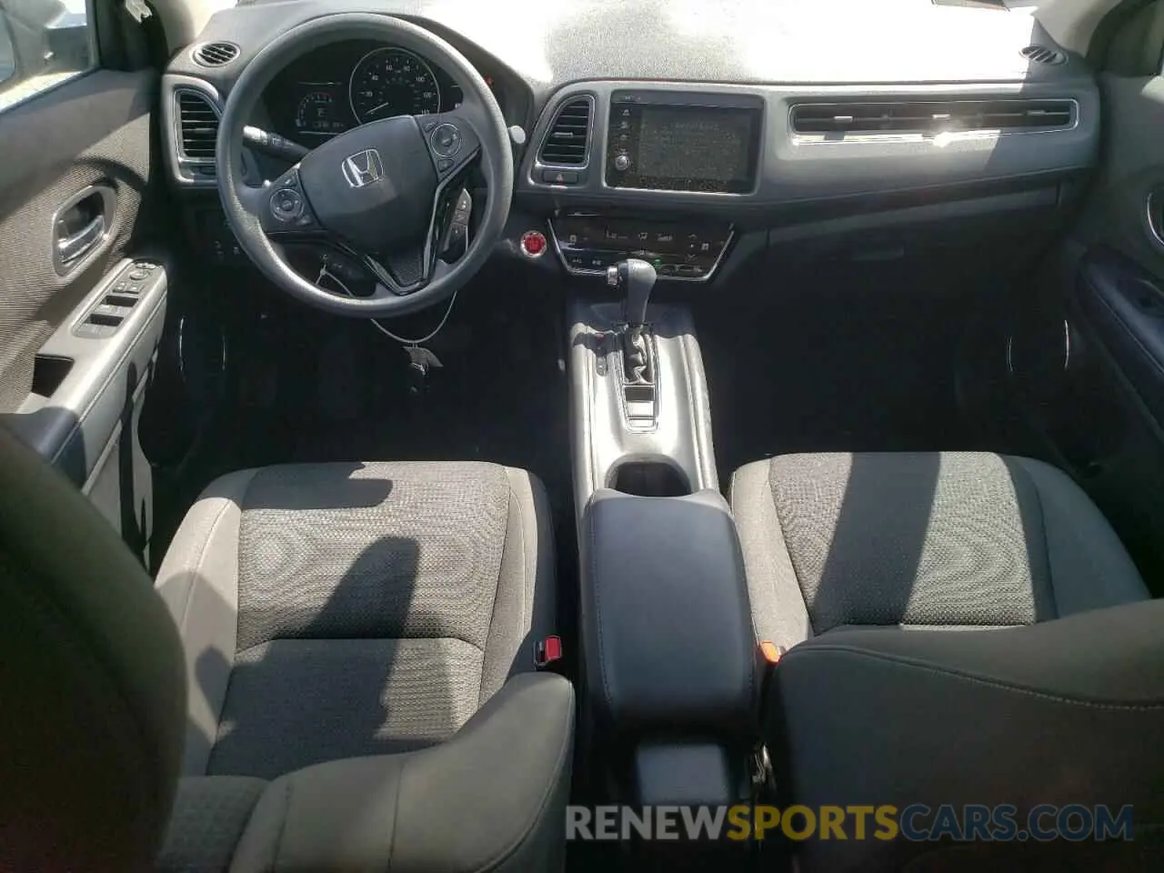 8 Фотография поврежденного автомобиля 3CZRU6H54LM712876 HONDA HR-V 2020