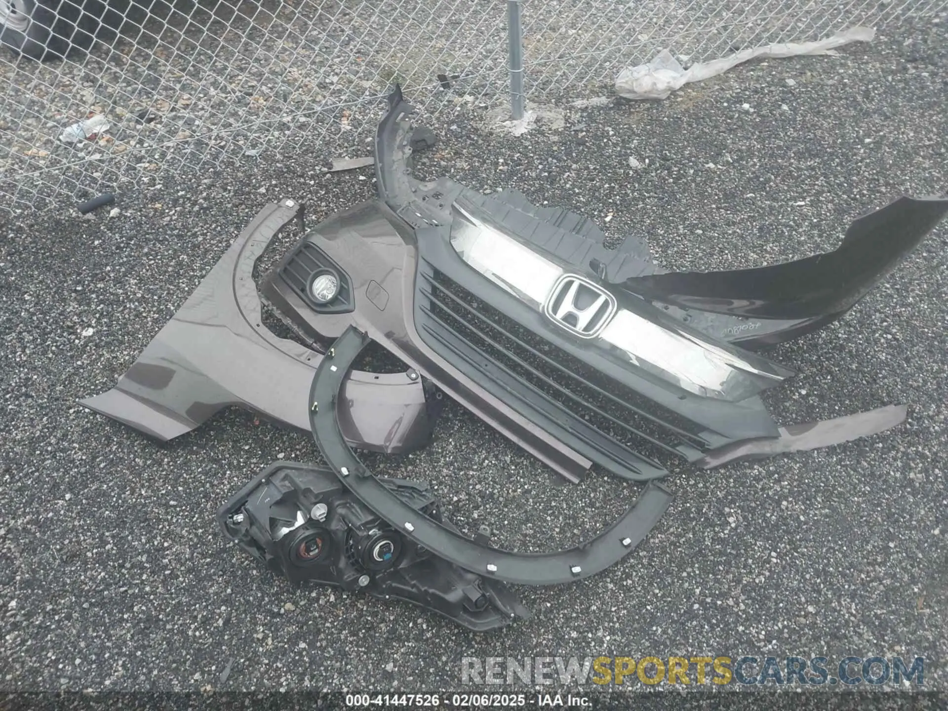 12 Photograph of a damaged car 3CZRU6H54LM735364 HONDA HR-V 2020