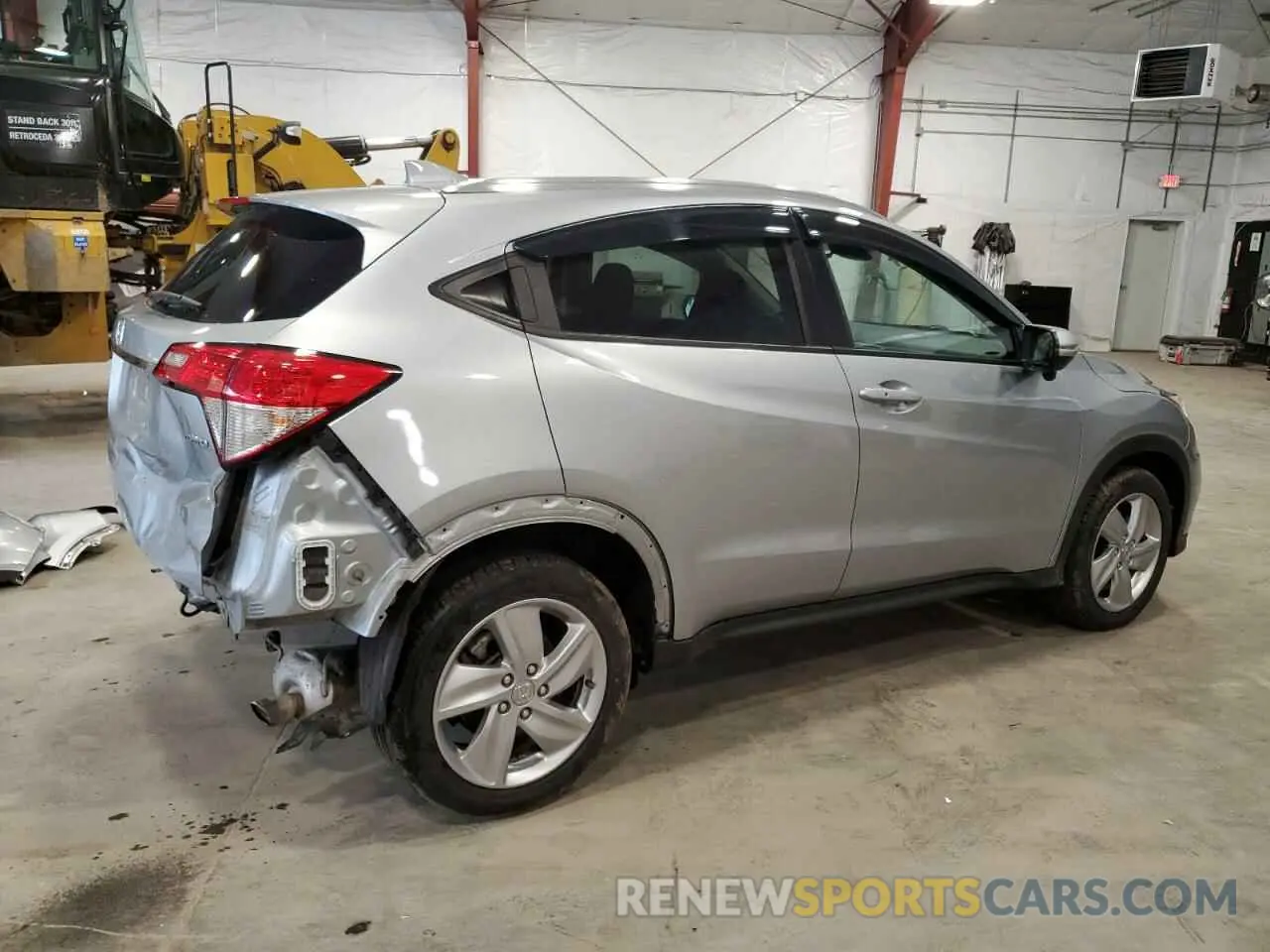 3 Photograph of a damaged car 3CZRU6H56LM722115 HONDA HR-V 2020