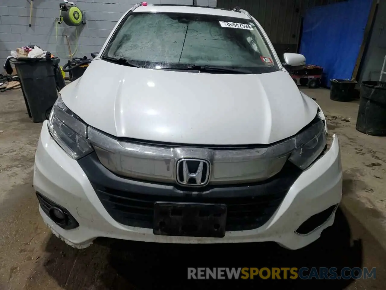 5 Photograph of a damaged car 3CZRU6H56LM731865 HONDA HR-V 2020