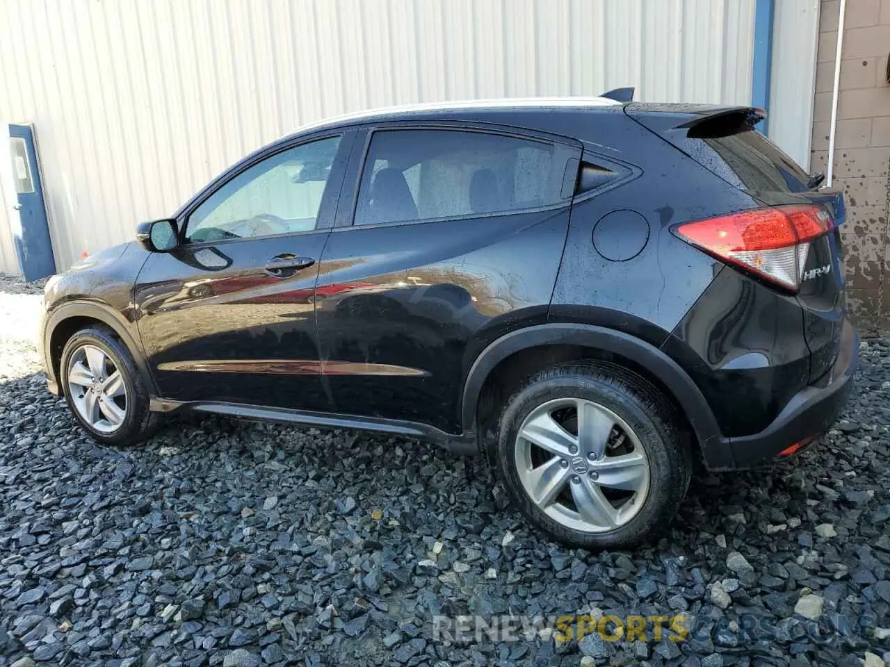 2 Photograph of a damaged car 3CZRU6H57LM713844 HONDA HR-V 2020