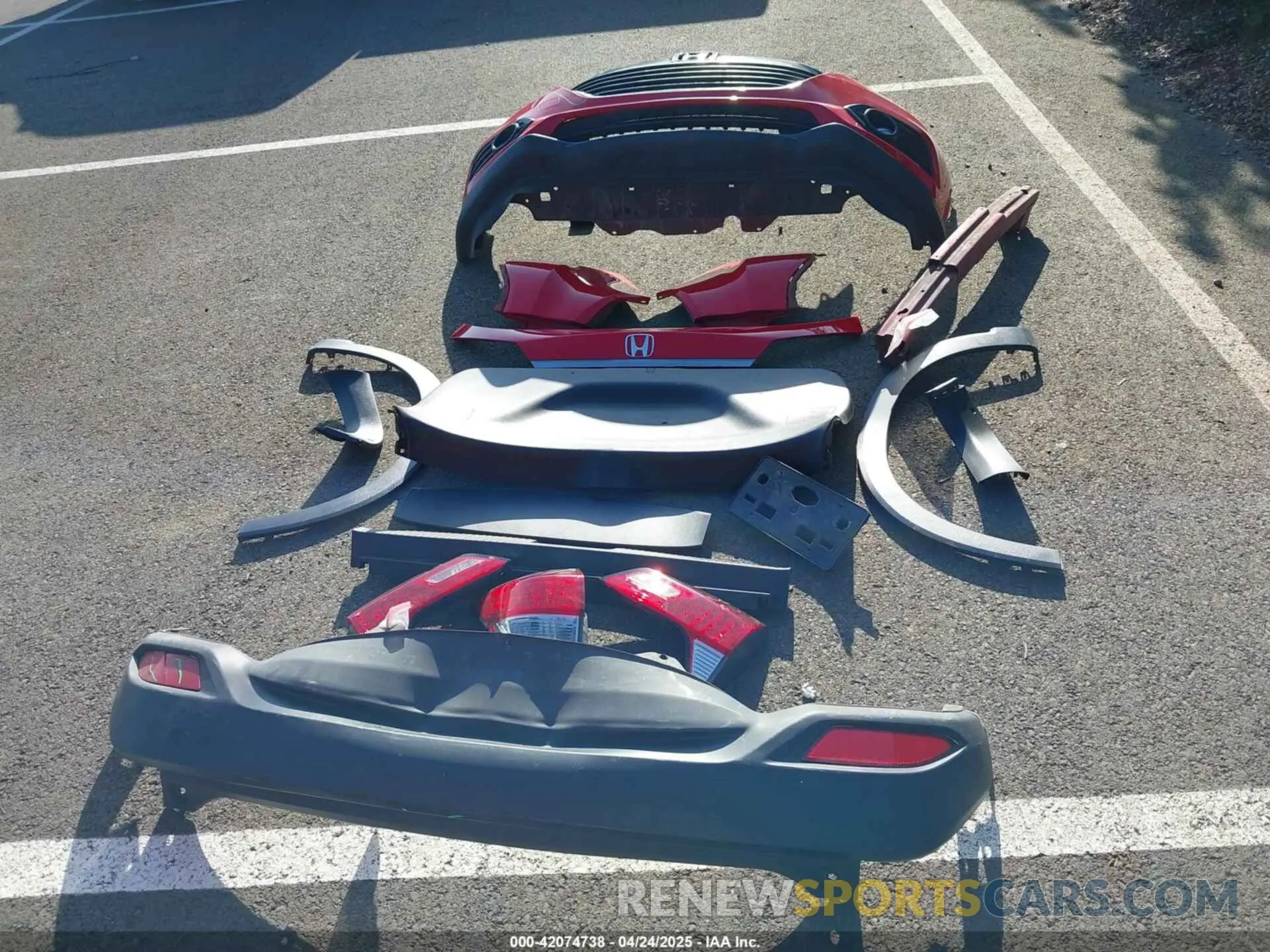 12 Photograph of a damaged car 3CZRU6H58LM714601 HONDA HR-V 2020