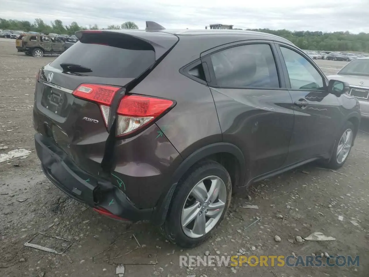 3 Photograph of a damaged car 3CZRU6H58LM733231 HONDA HR-V 2020