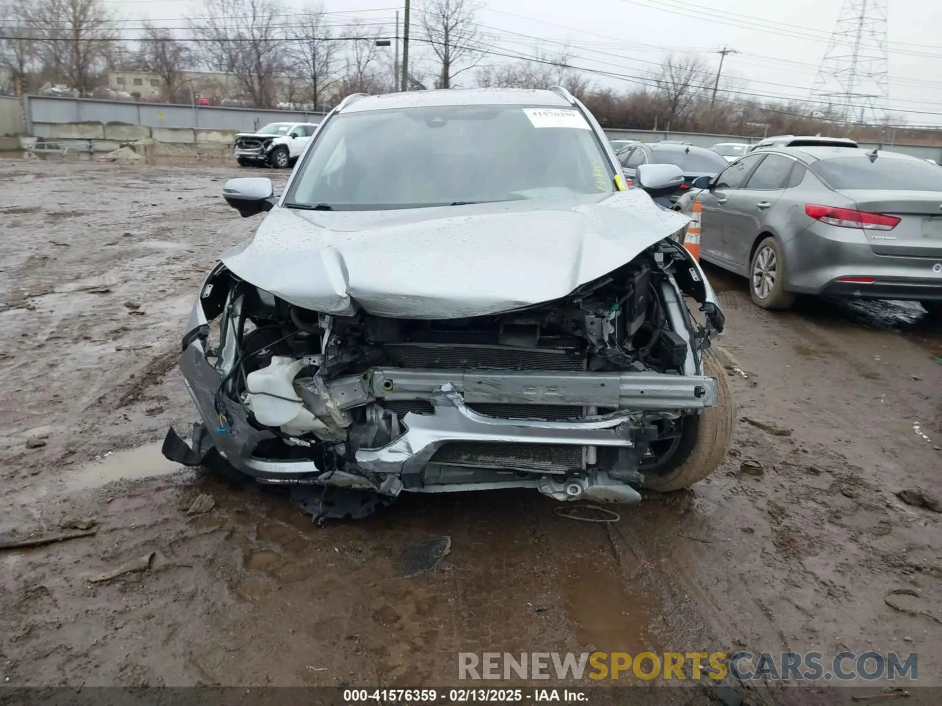 12 Photograph of a damaged car 3CZRU6H59LM702621 HONDA HR-V 2020