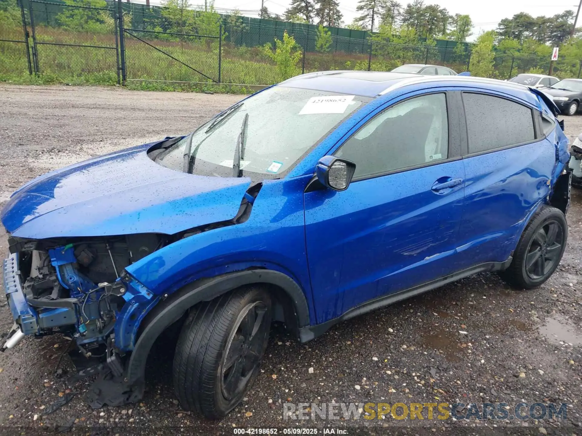 13 Фотография поврежденного автомобиля 3CZRU6H5XLM700666 HONDA HR-V 2020