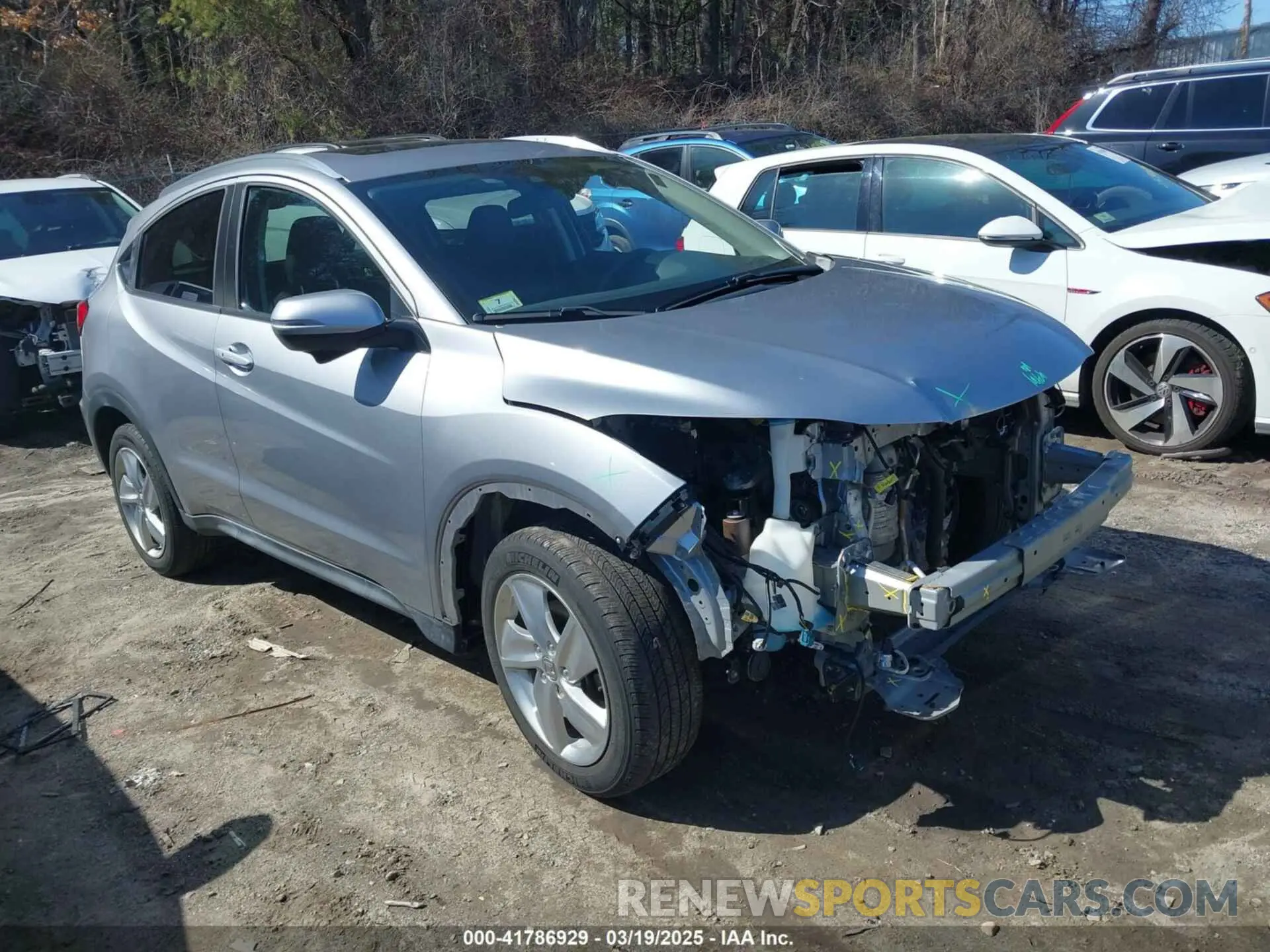1 Photograph of a damaged car 3CZRU6H5XLM715538 HONDA HR-V 2020