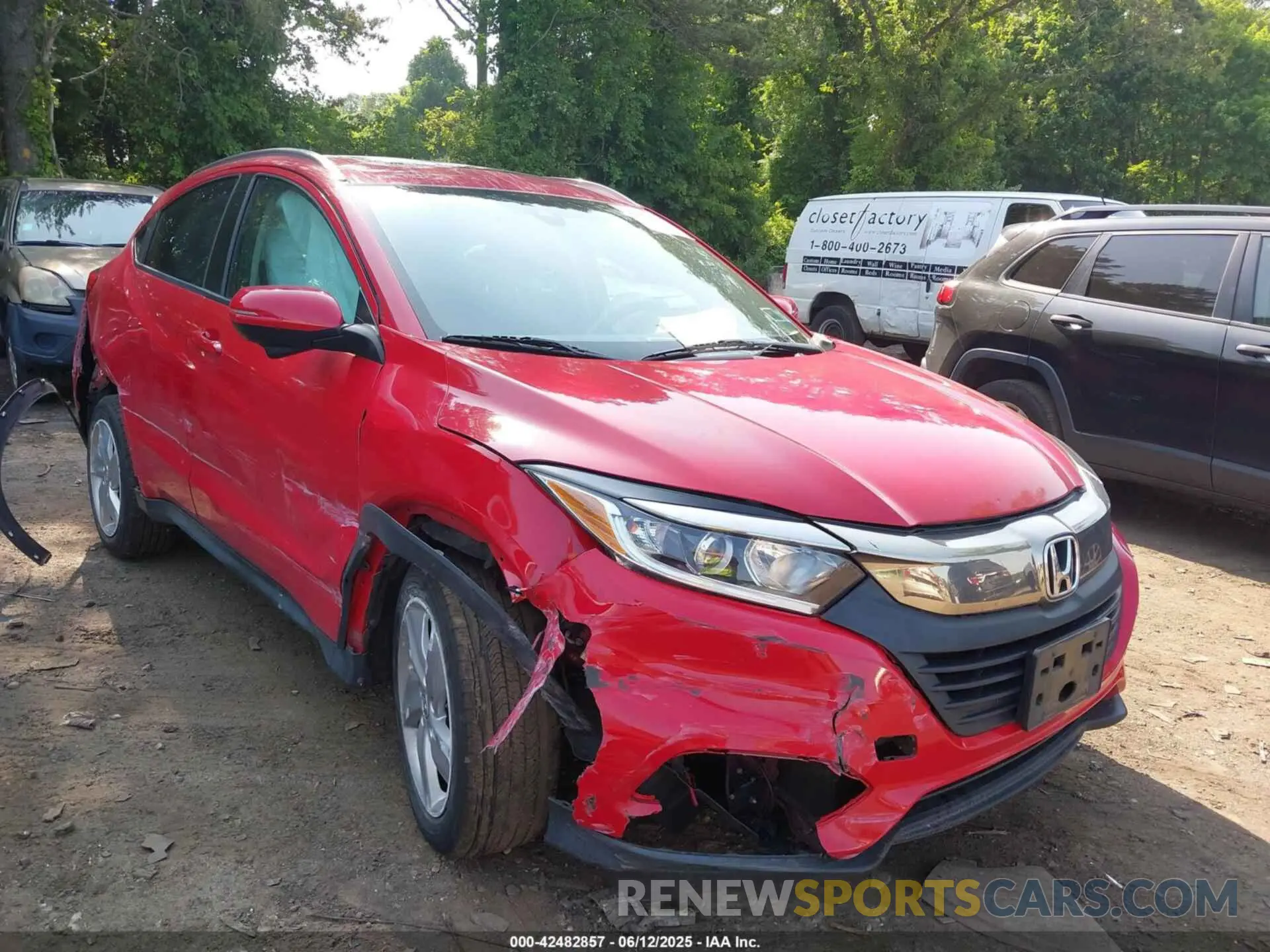 1 Photograph of a damaged car 3CZRU6H76LM729633 HONDA HR-V 2020
