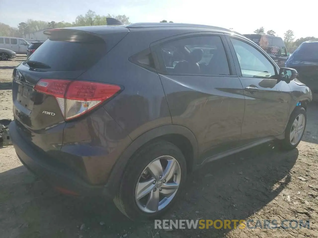 3 Фотография поврежденного автомобиля 3CZRU6H78LM731643 HONDA HR-V 2020