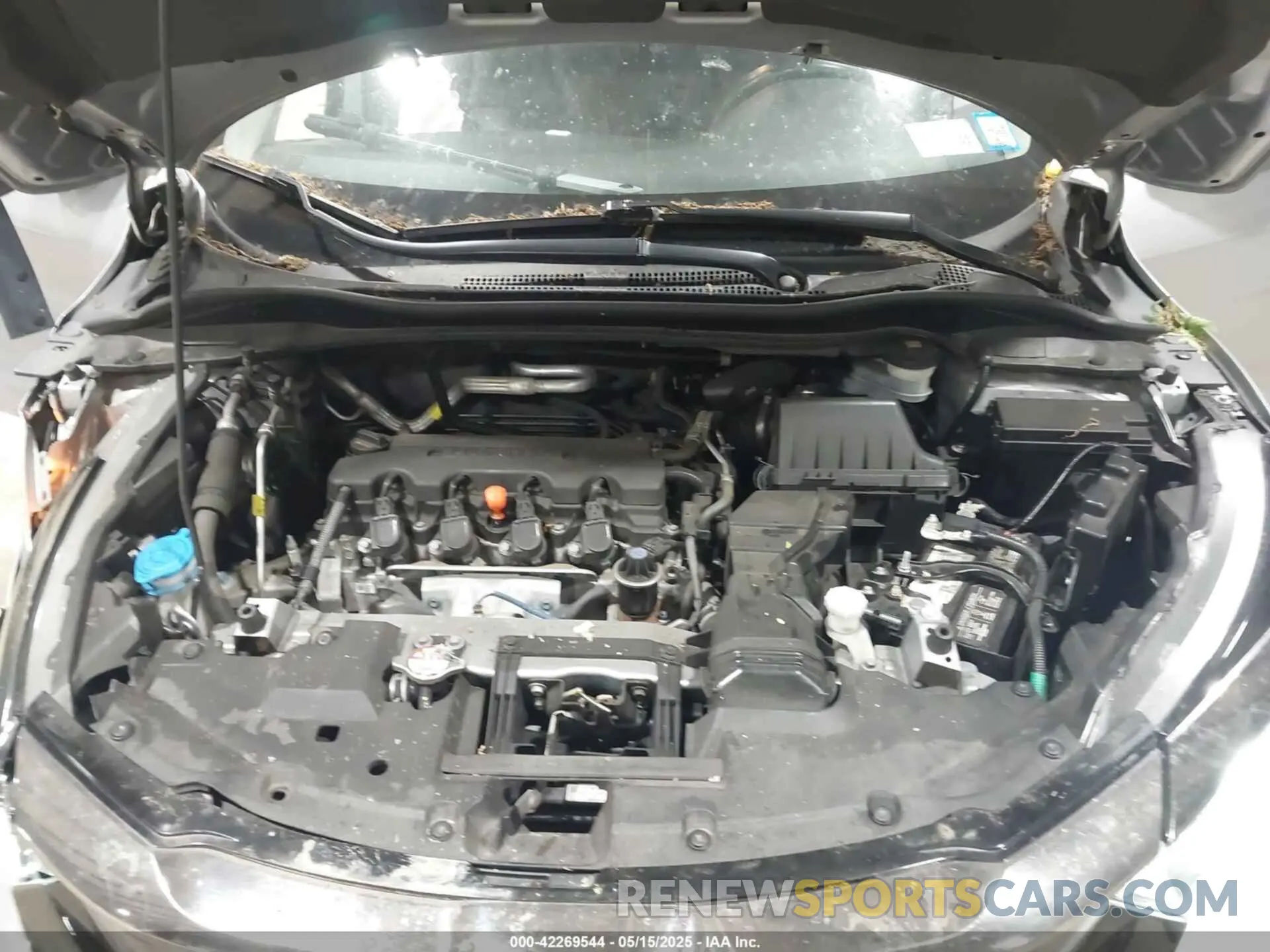 10 Photograph of a damaged car 3CZRU6H96LM708203 HONDA HR-V 2020