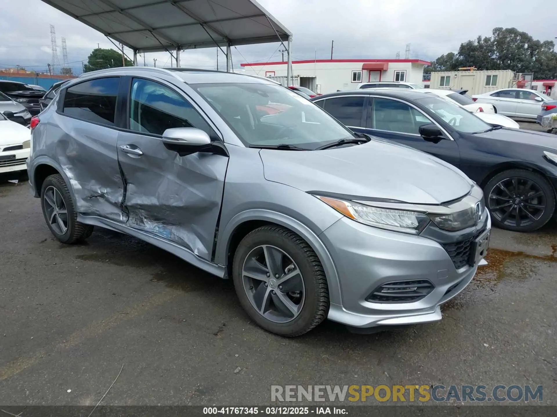1 Photograph of a damaged car 3CZRU6H96LM736440 HONDA HR-V 2020