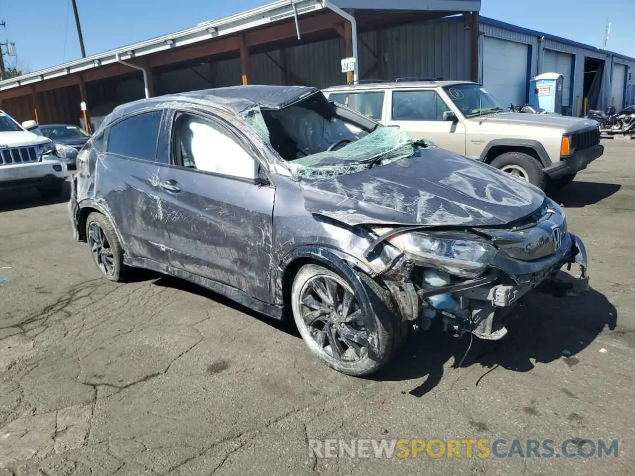 4 Photograph of a damaged car 3CZRU5H11MM708082 HONDA HR-V 2021