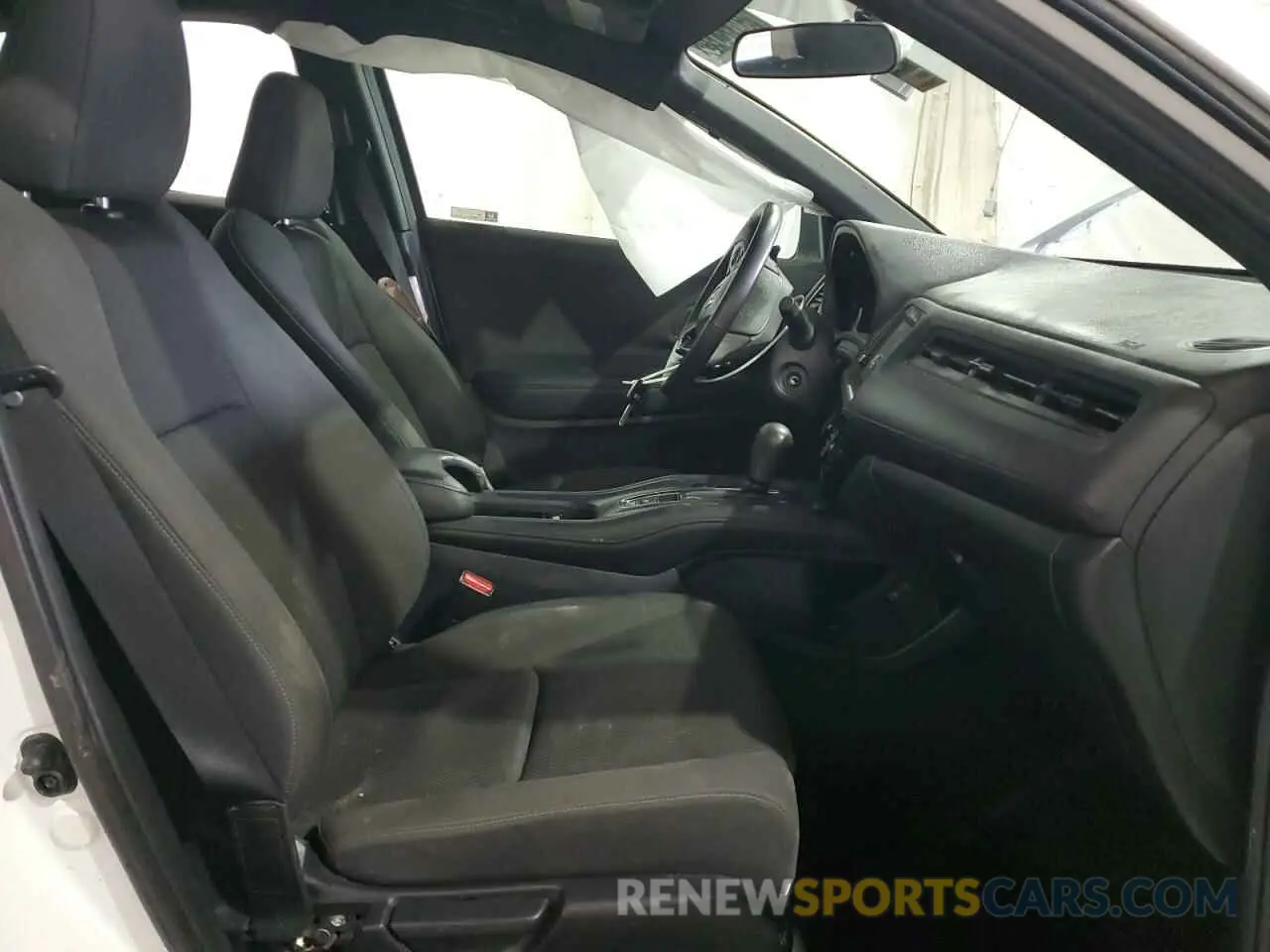 7 Photograph of a damaged car 3CZRU5H12MM706275 HONDA HR-V 2021