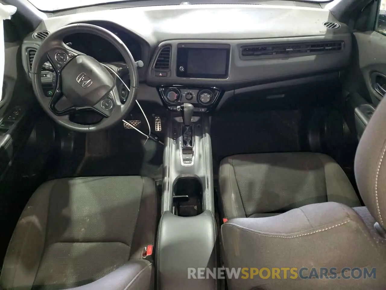 8 Photograph of a damaged car 3CZRU5H12MM706275 HONDA HR-V 2021
