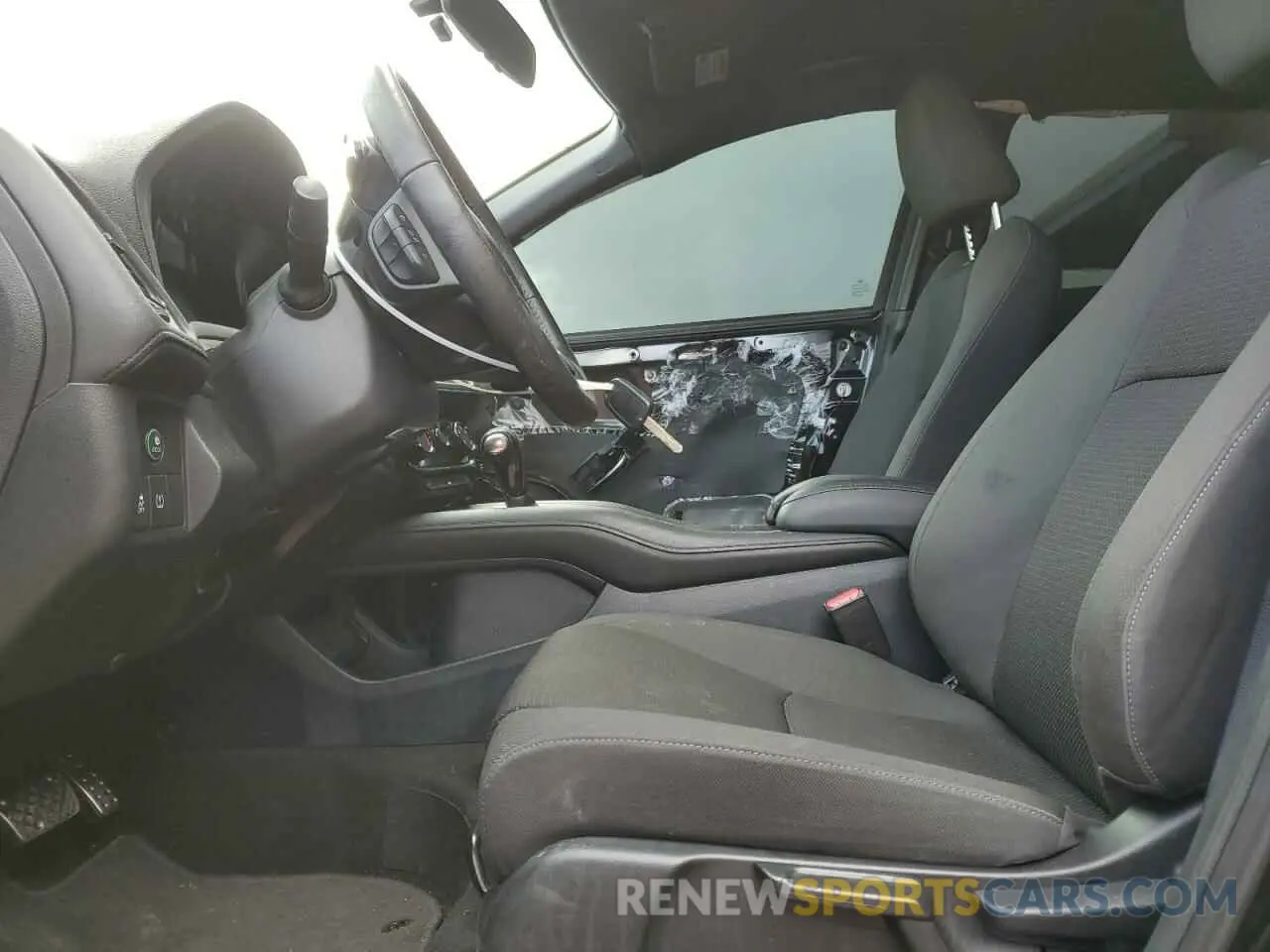 7 Photograph of a damaged car 3CZRU5H12MM734657 HONDA HR-V 2021