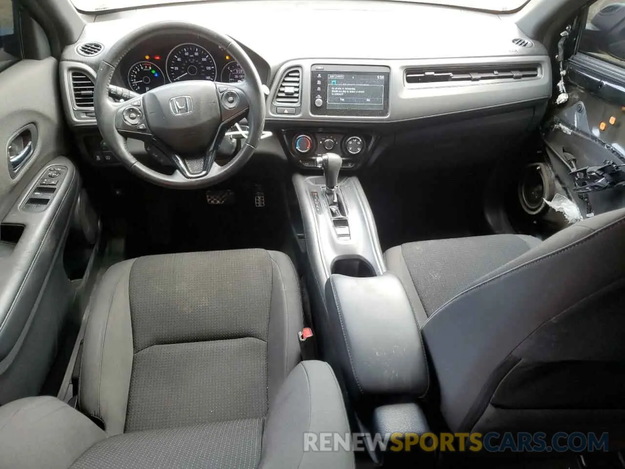 8 Photograph of a damaged car 3CZRU5H12MM734657 HONDA HR-V 2021