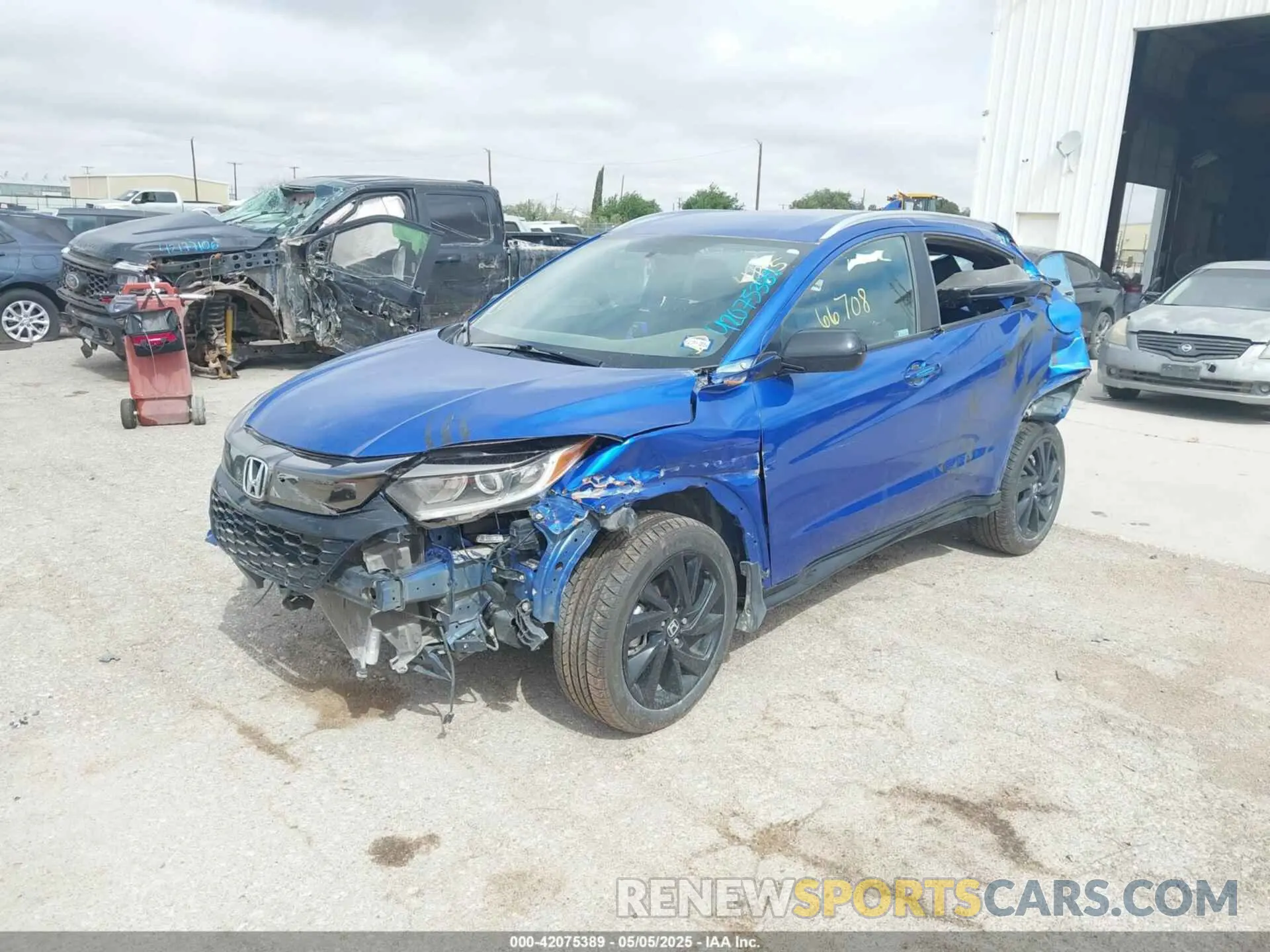 2 Фотография поврежденного автомобиля 3CZRU5H13MM707760 HONDA HR-V 2021