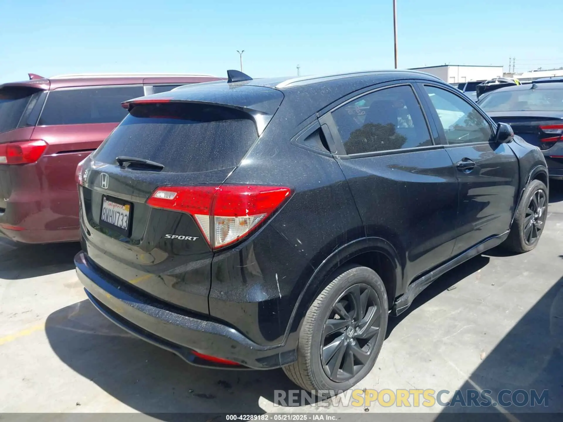 4 Photograph of a damaged car 3CZRU5H15MM725712 HONDA HR-V 2021