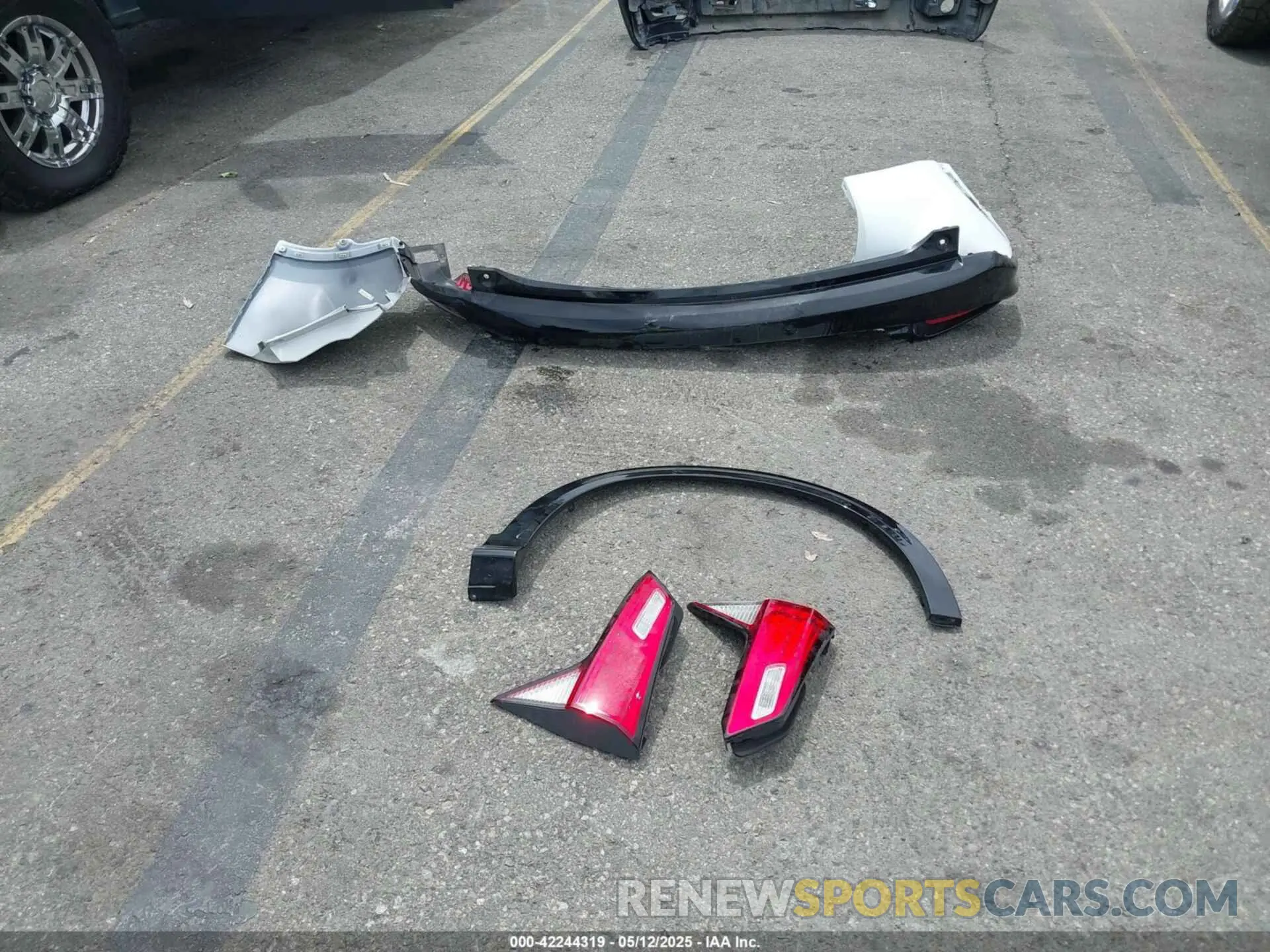 12 Photograph of a damaged car 3CZRU5H15MM725984 HONDA HR-V 2021