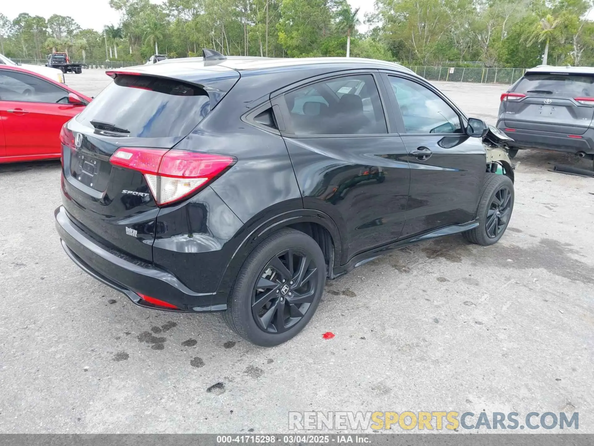 4 Photograph of a damaged car 3CZRU5H16MM727310 HONDA HR-V 2021