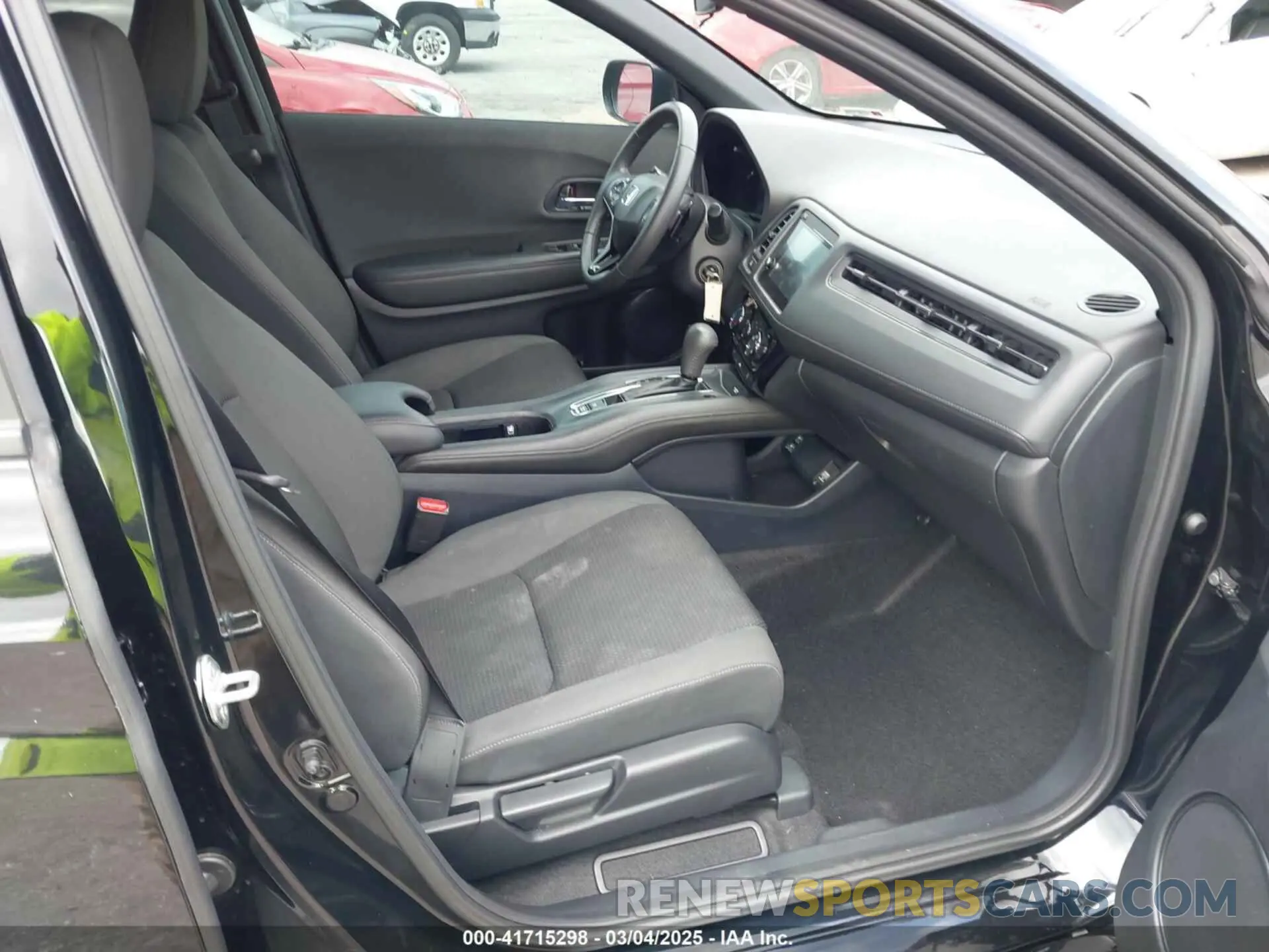5 Photograph of a damaged car 3CZRU5H16MM727310 HONDA HR-V 2021