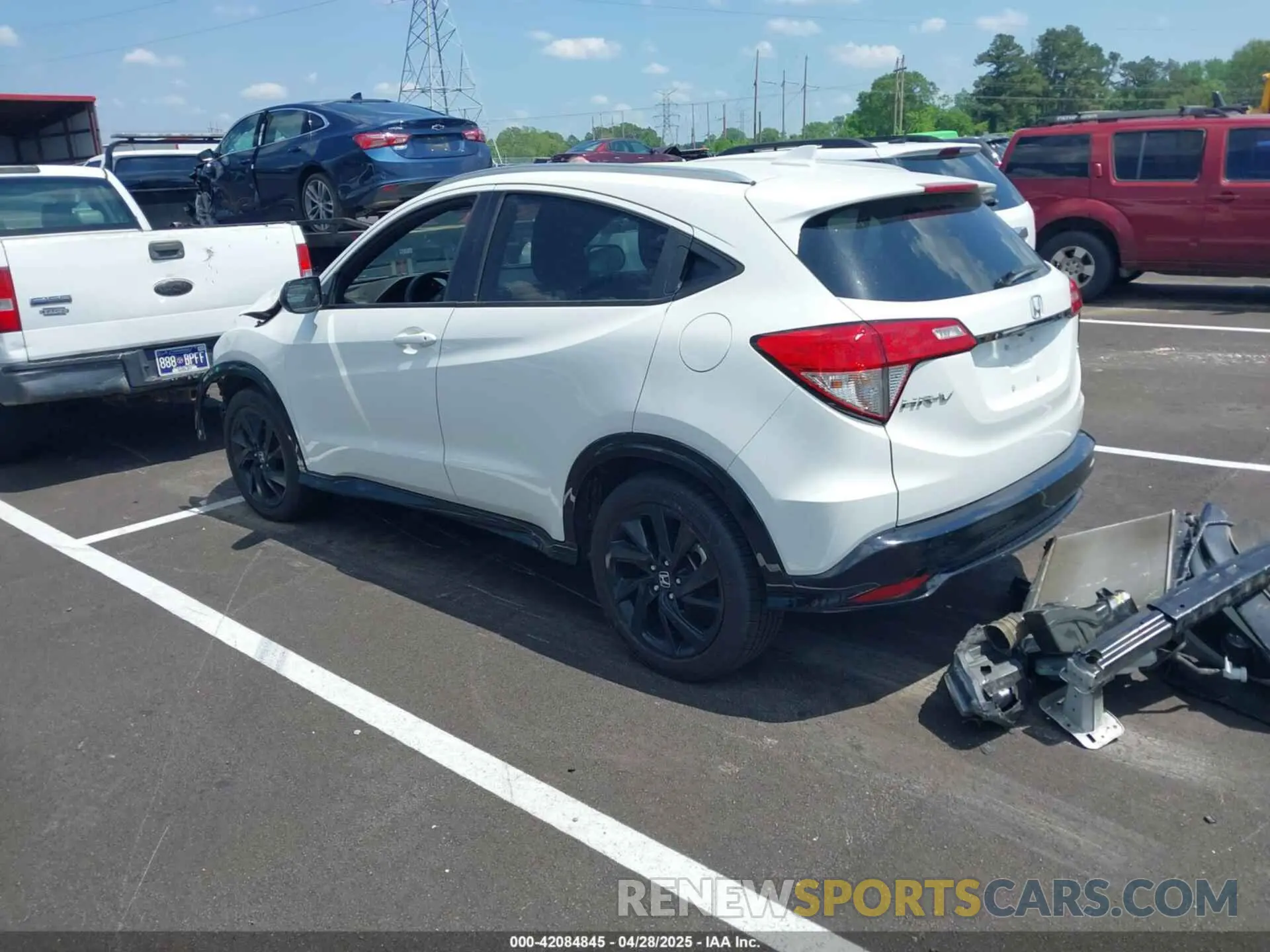 3 Photograph of a damaged car 3CZRU5H17MM707809 HONDA HR-V 2021