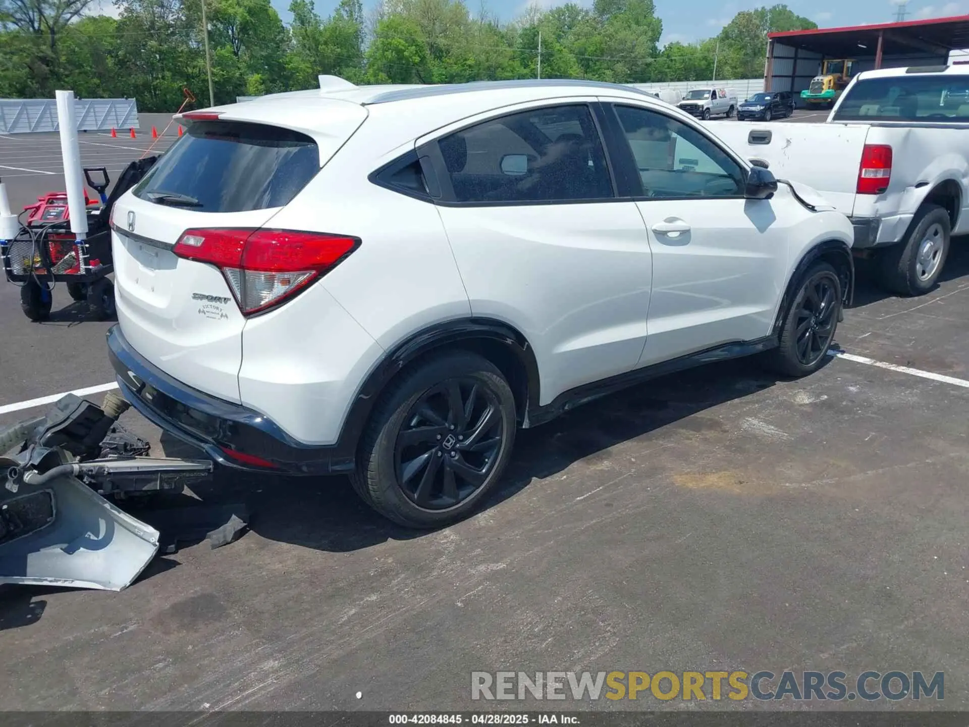 4 Photograph of a damaged car 3CZRU5H17MM707809 HONDA HR-V 2021