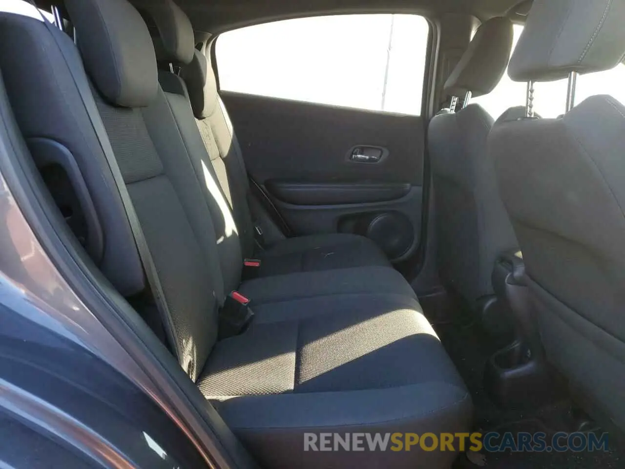 11 Photograph of a damaged car 3CZRU5H17MM731642 HONDA HR-V 2021