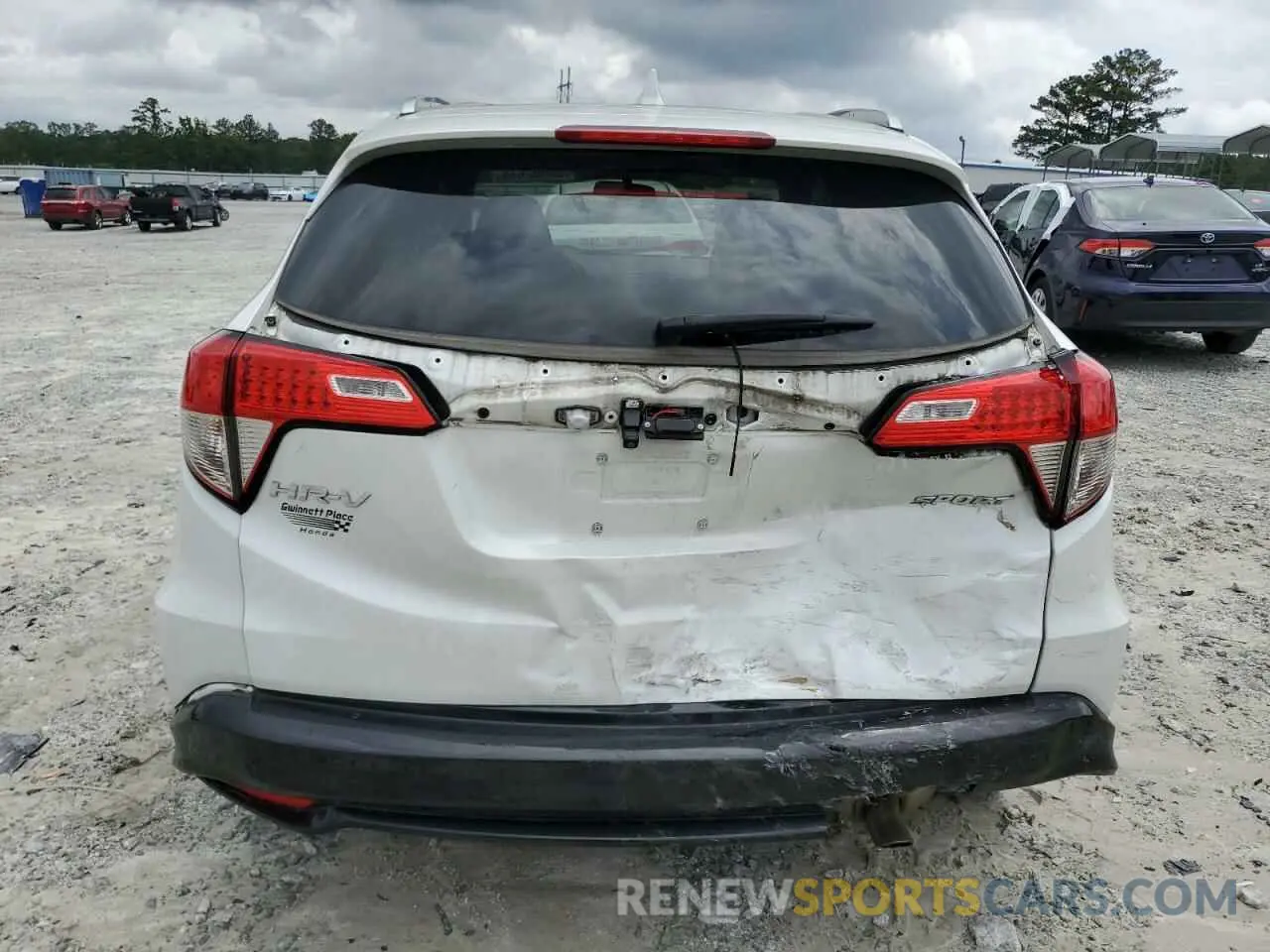 6 Photograph of a damaged car 3CZRU5H19MM733683 HONDA HR-V 2021