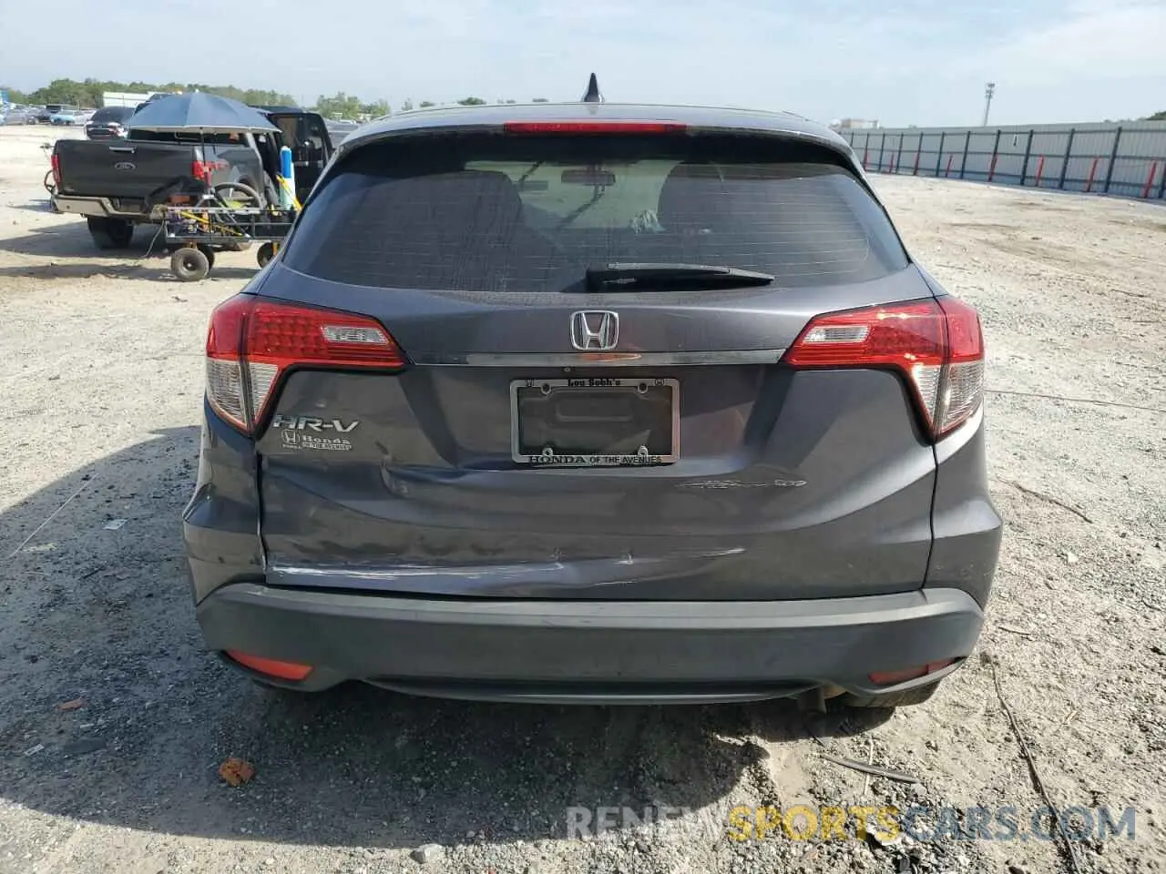 6 Photograph of a damaged car 3CZRU5H30MM716661 HONDA HR-V 2021