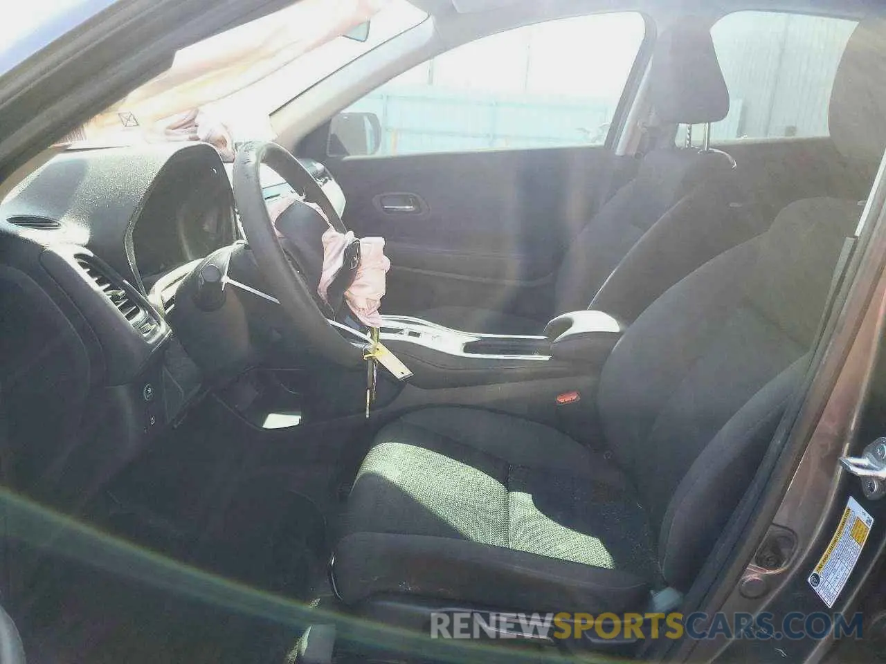 7 Photograph of a damaged car 3CZRU5H30MM716661 HONDA HR-V 2021