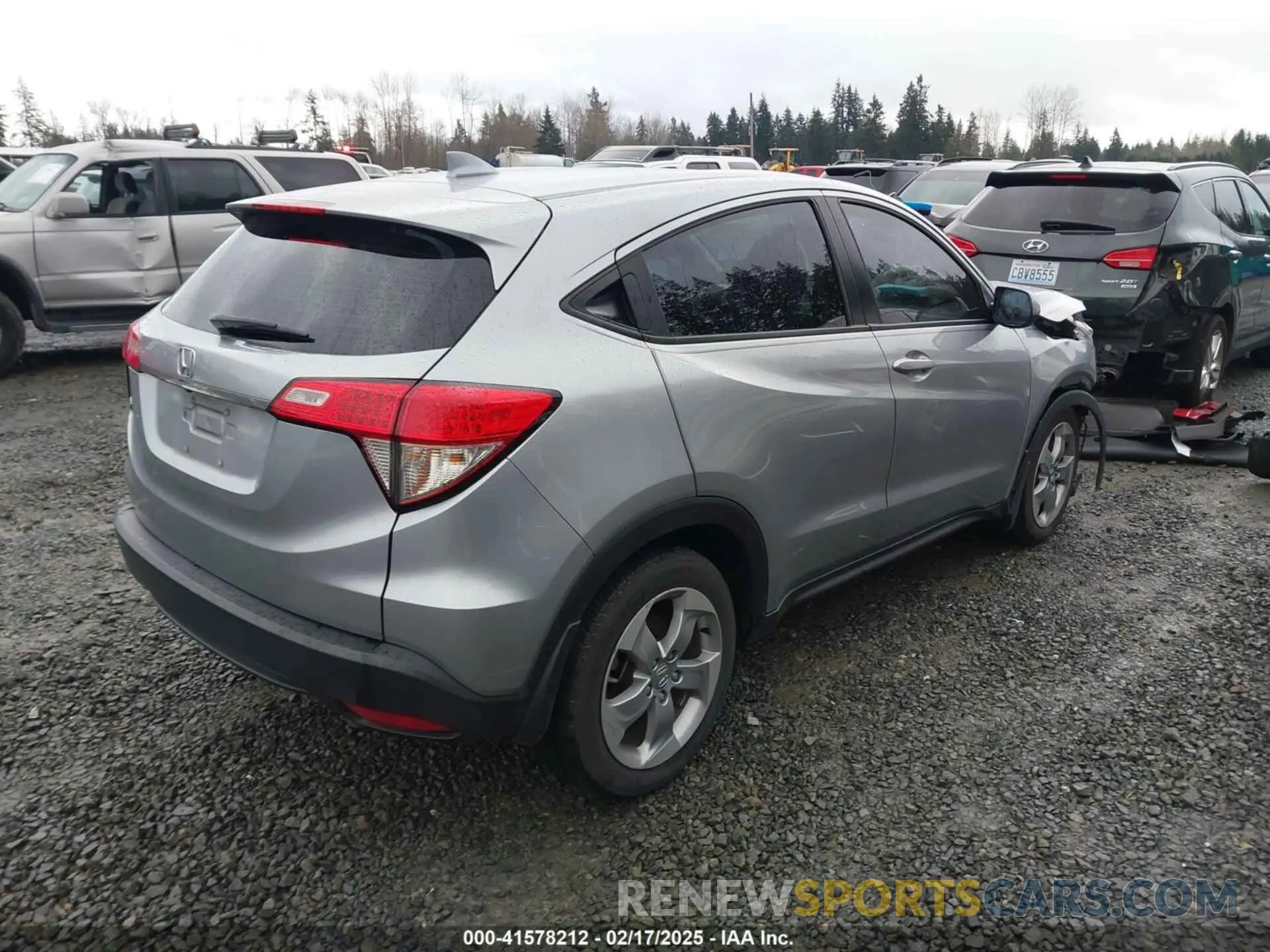 4 Фотография поврежденного автомобиля 3CZRU5H31MM714983 HONDA HR-V 2021